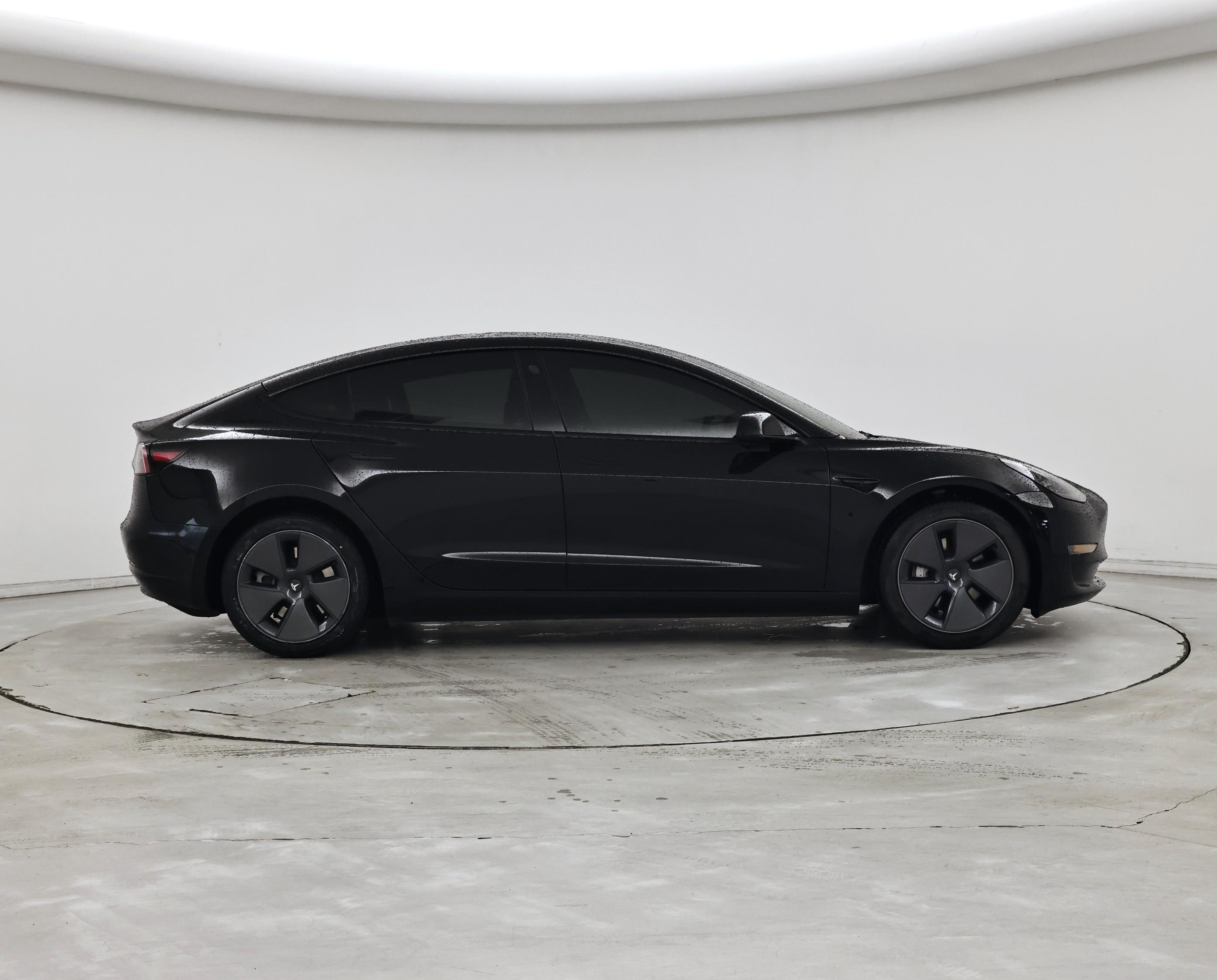 Thumbnail: 2023 Tesla Model 3 - 7