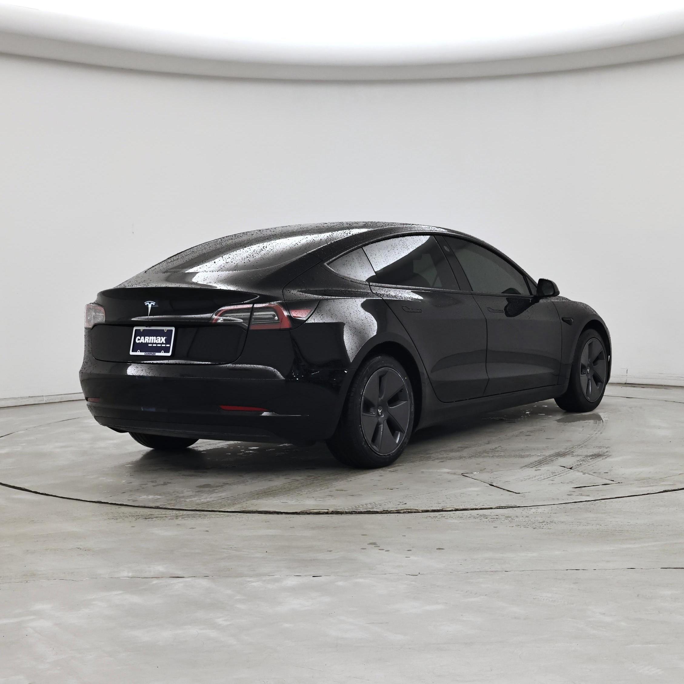 Thumbnail: 2023 Tesla Model 3 - 8