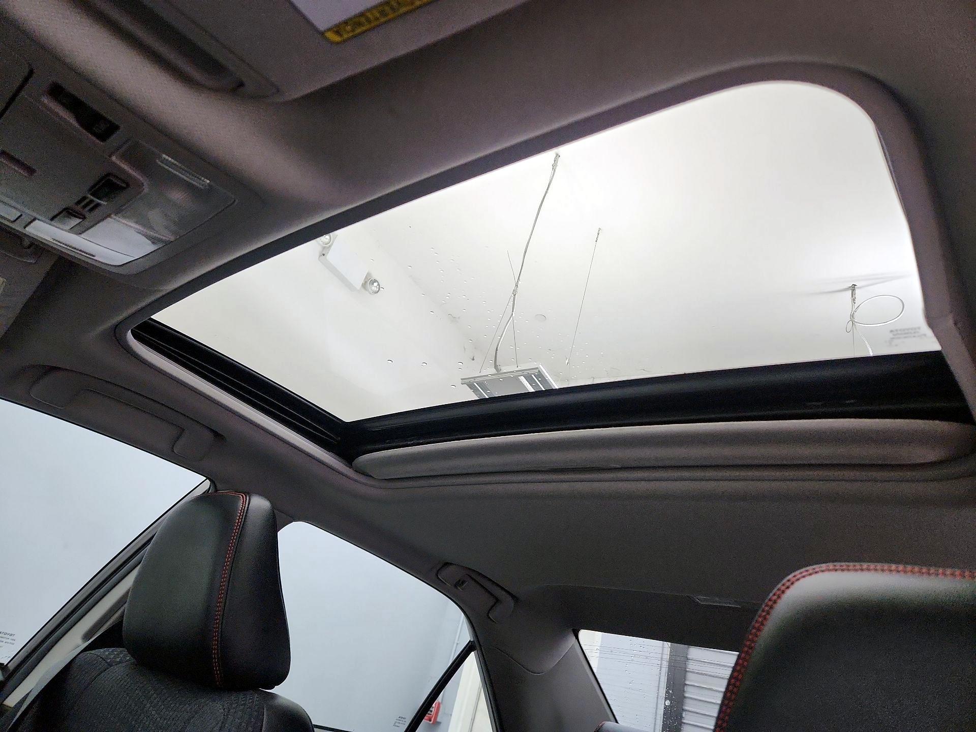 Thumbnail: 2015 Toyota Camry - 19