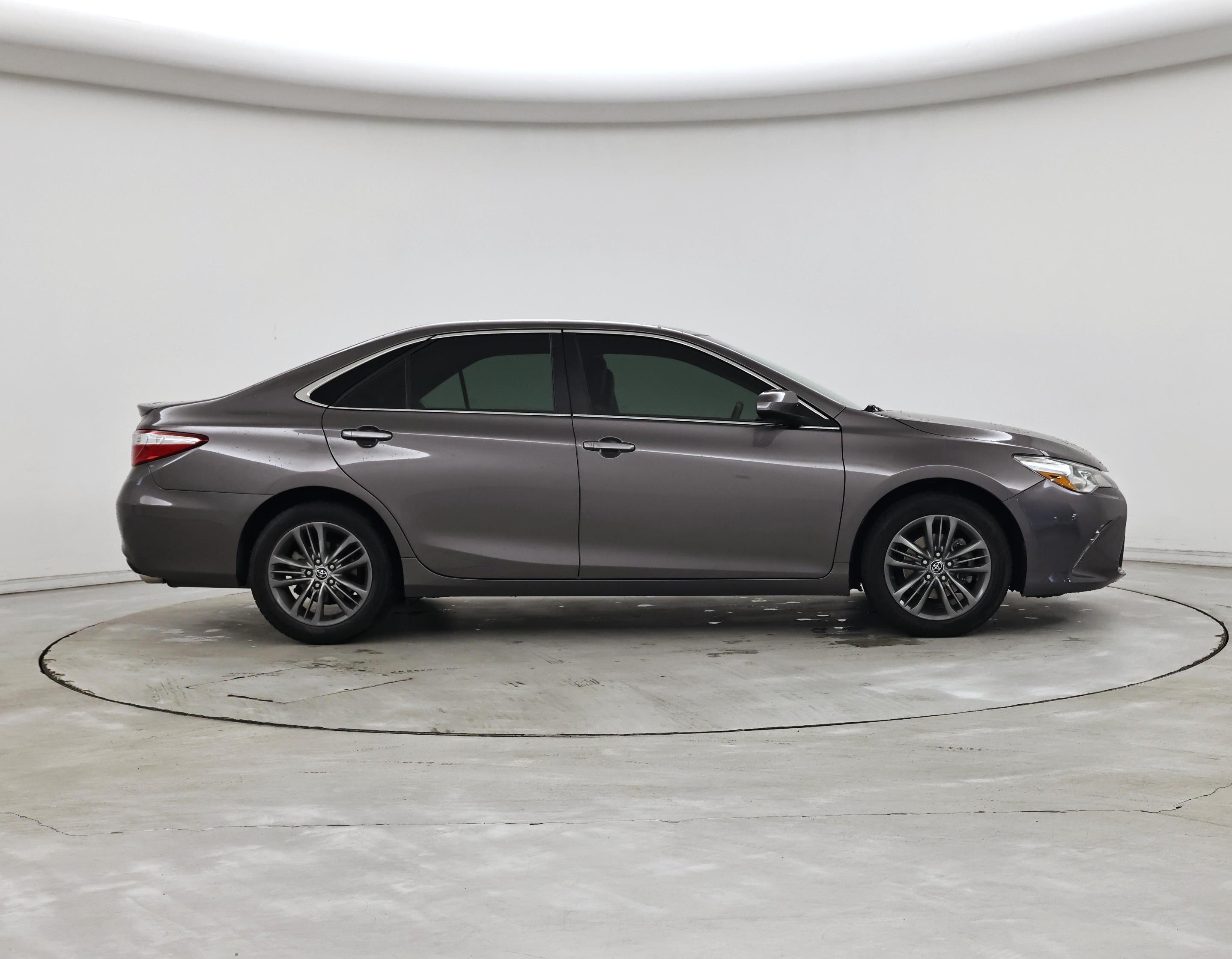 Thumbnail: 2015 Toyota Camry - 7
