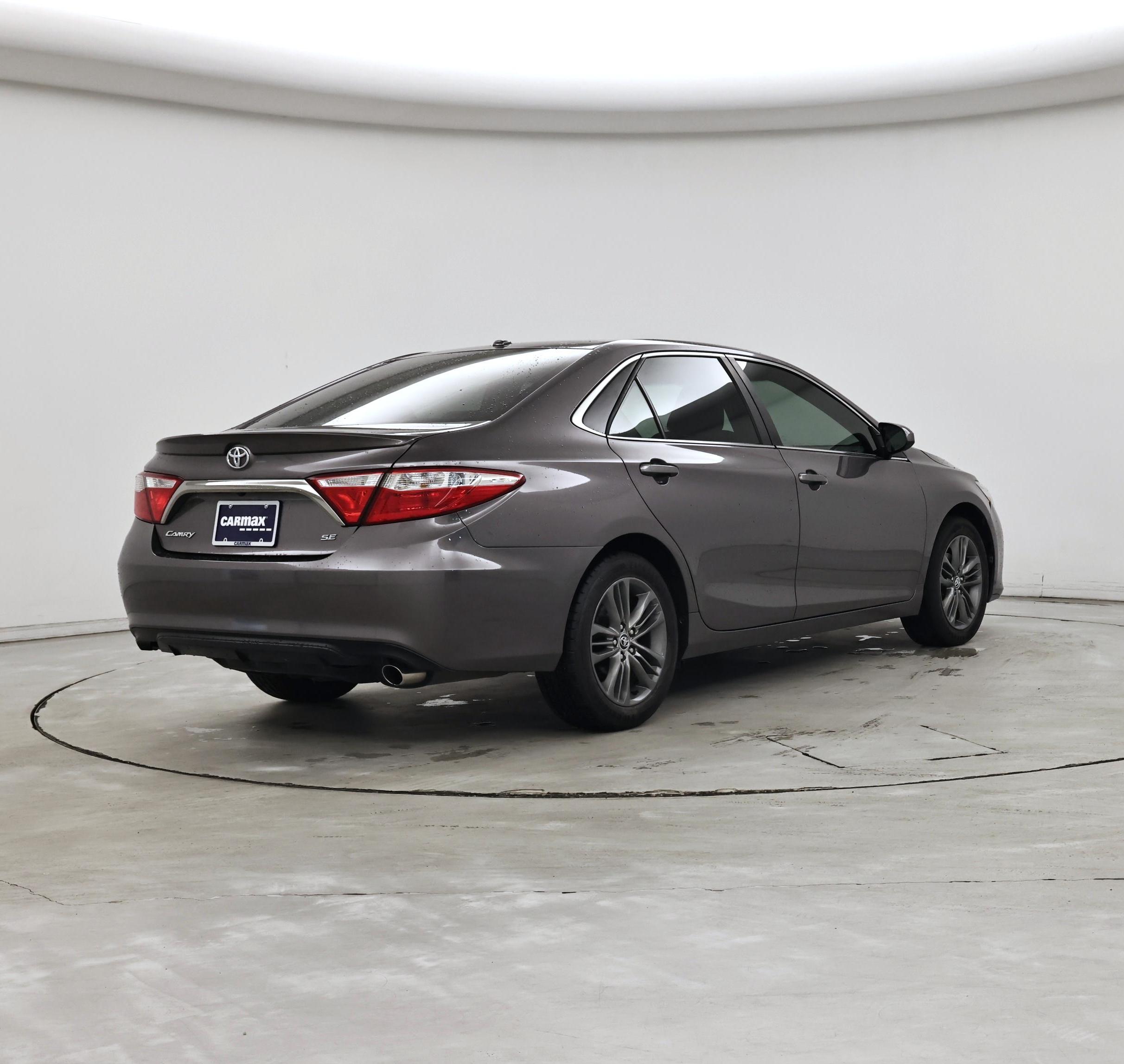 Thumbnail: 2015 Toyota Camry - 8