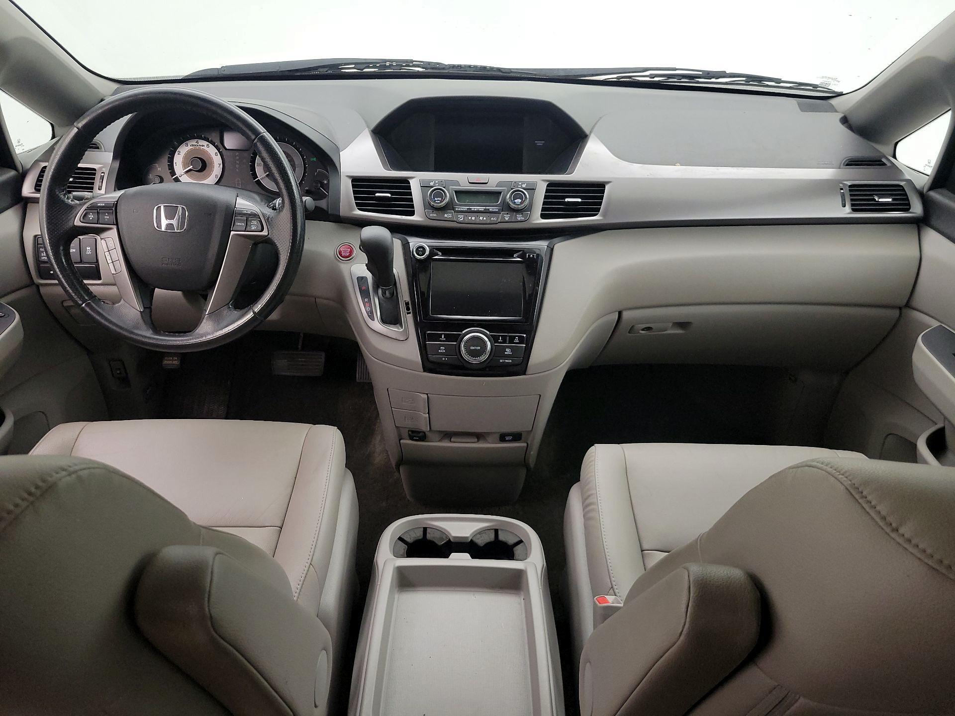 Thumbnail: 2015 Honda Odyssey - 9