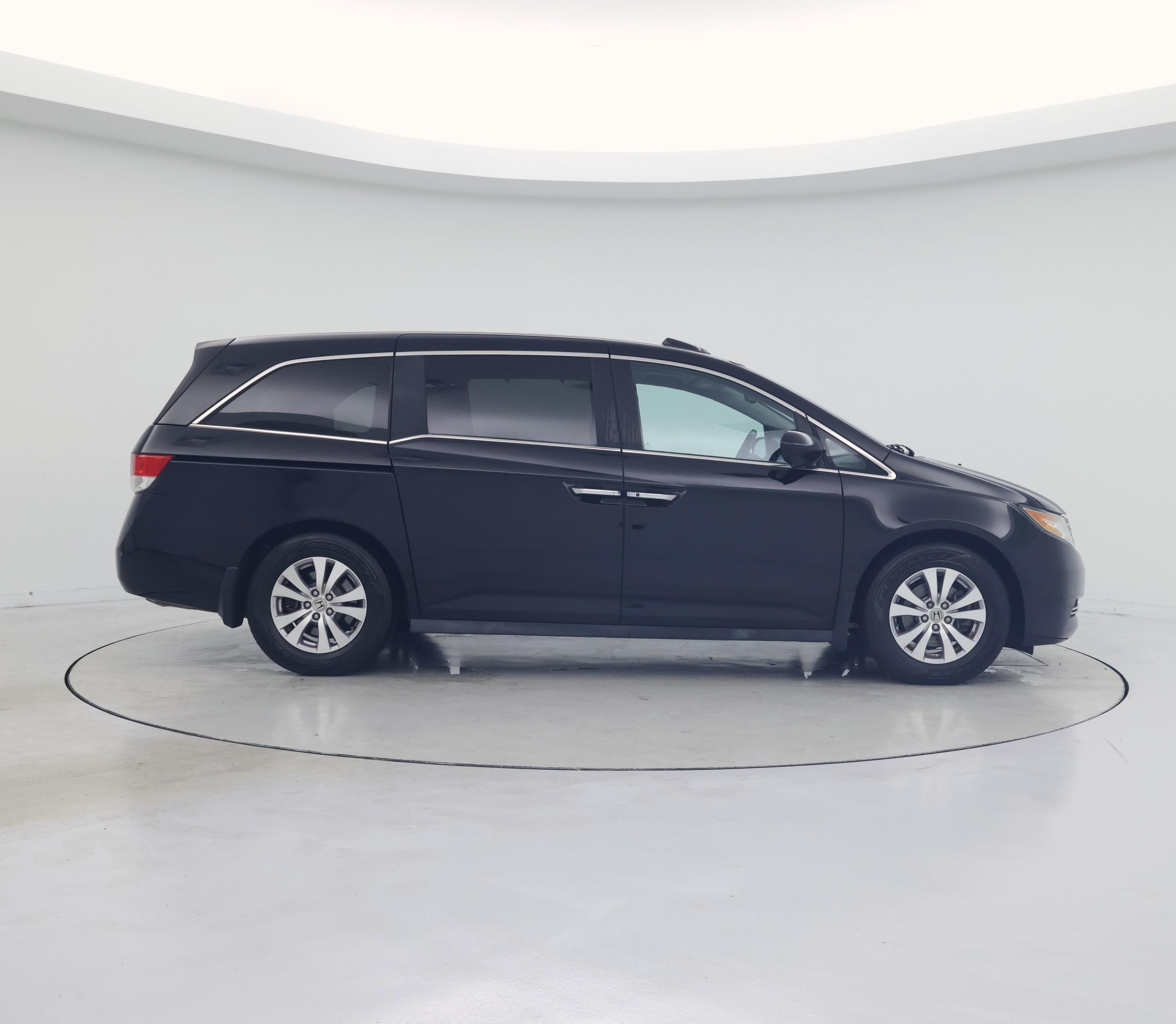 Thumbnail: 2015 Honda Odyssey - 7