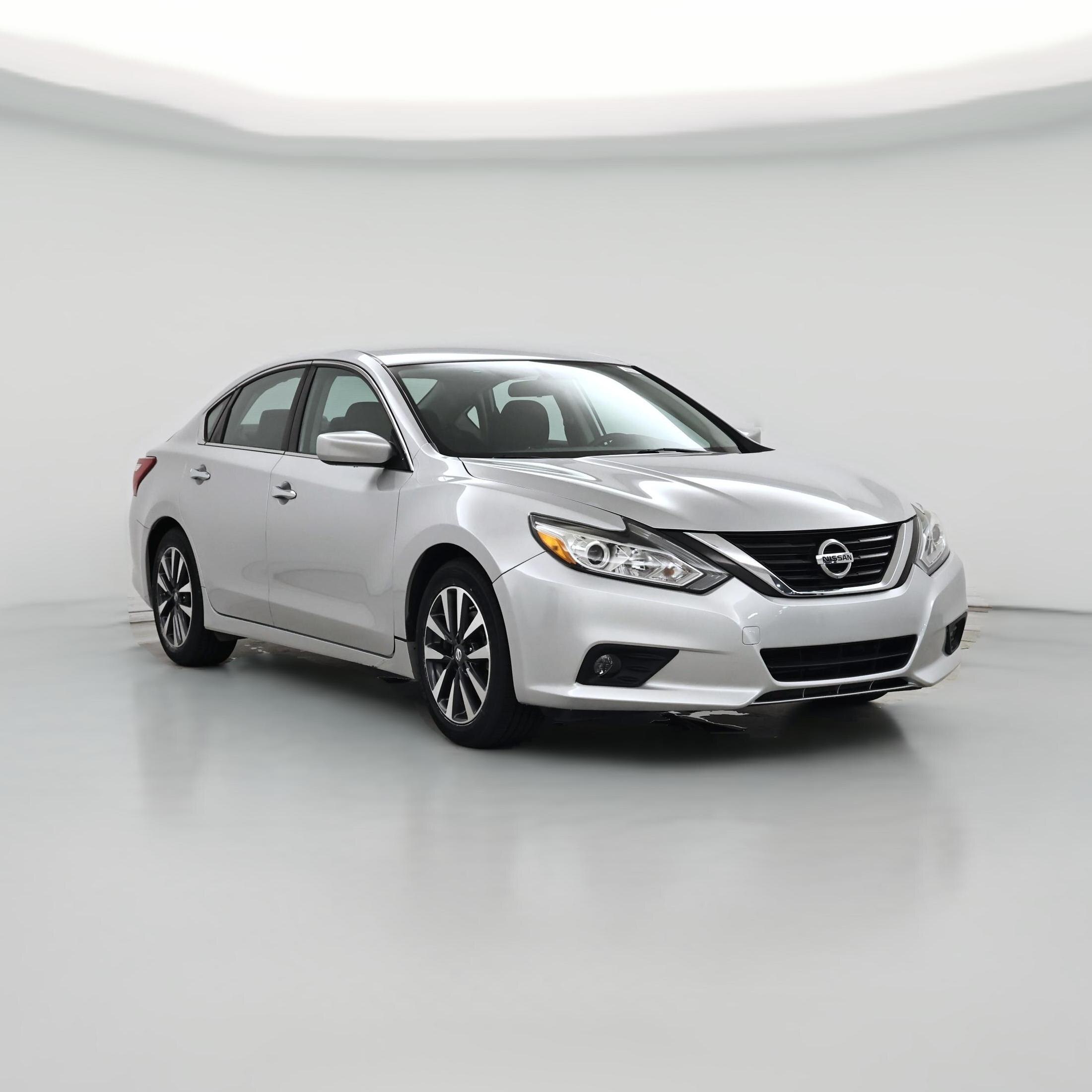 Thumbnail: 2017 Nissan Altima - 1