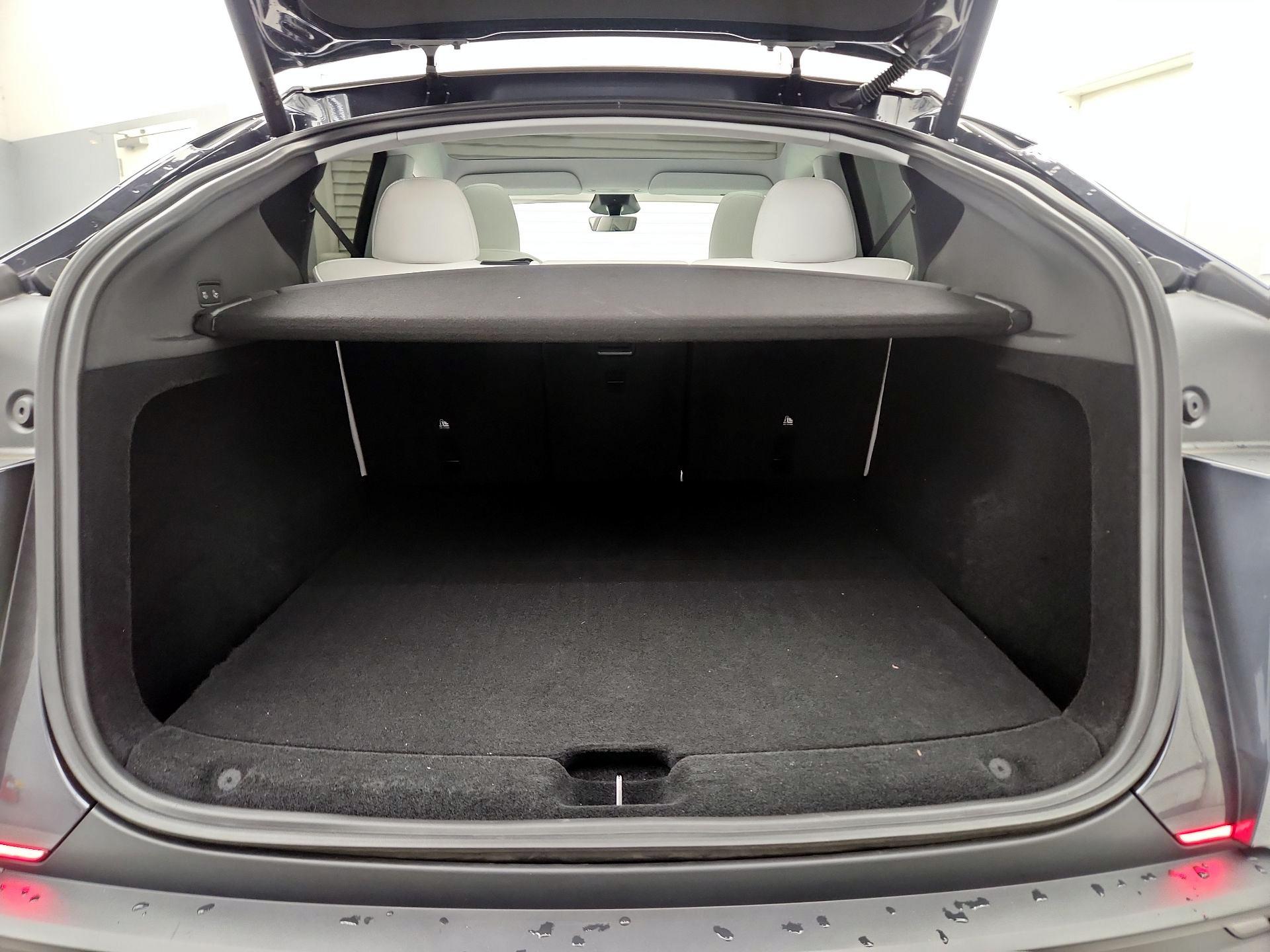 Thumbnail: 2026 Tesla Model Y - 19