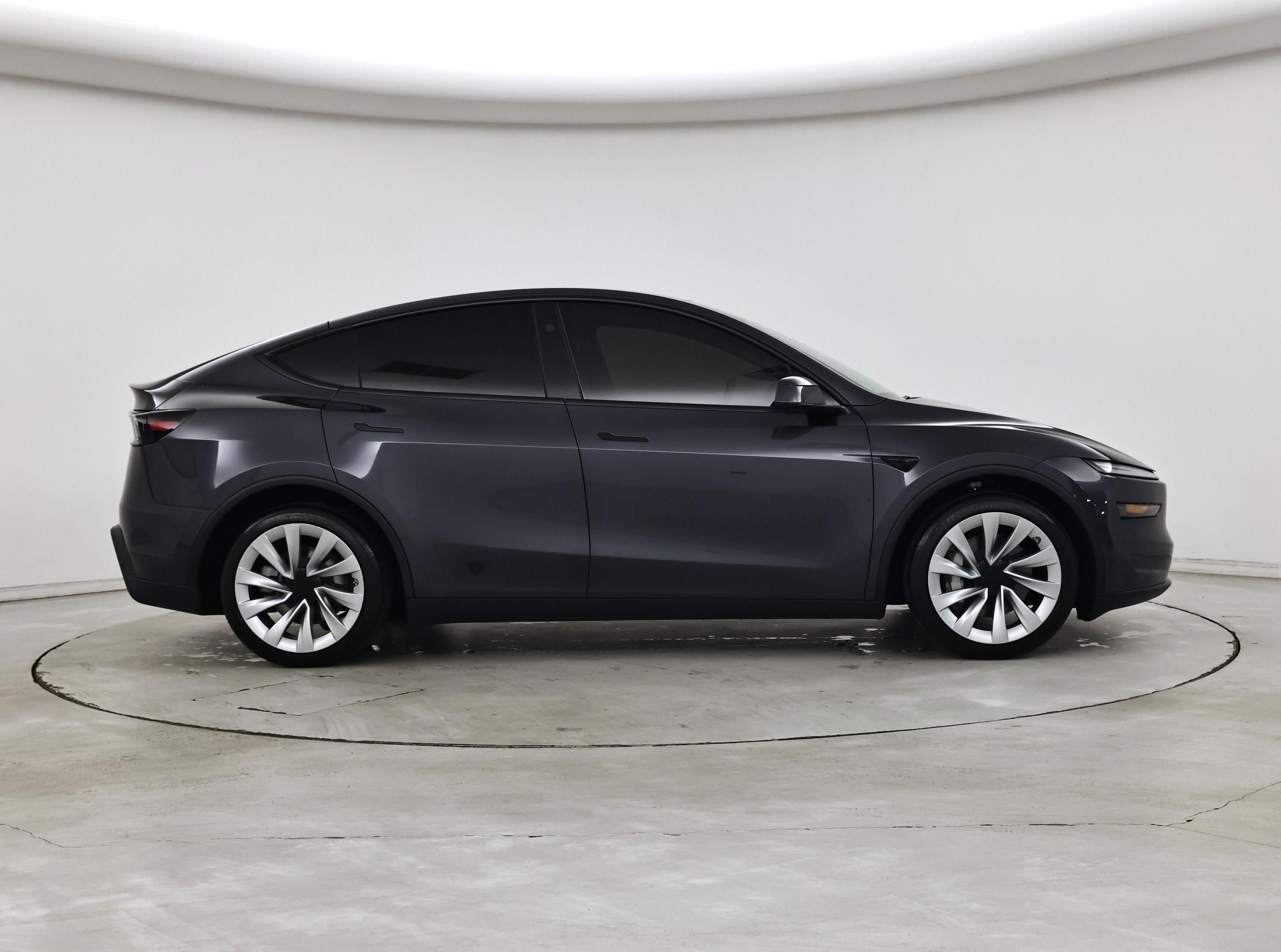 Thumbnail: 2026 Tesla Model Y - 7