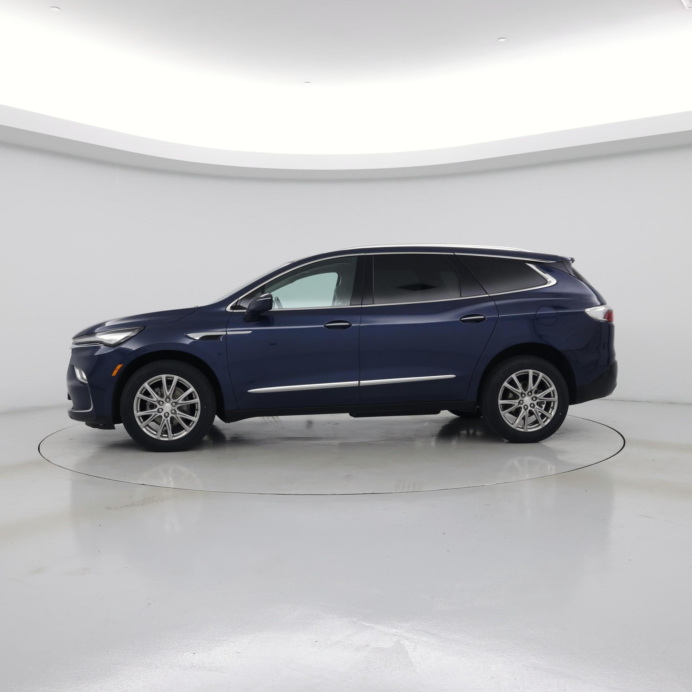 Thumbnail: 2022 Buick Enclave - 3