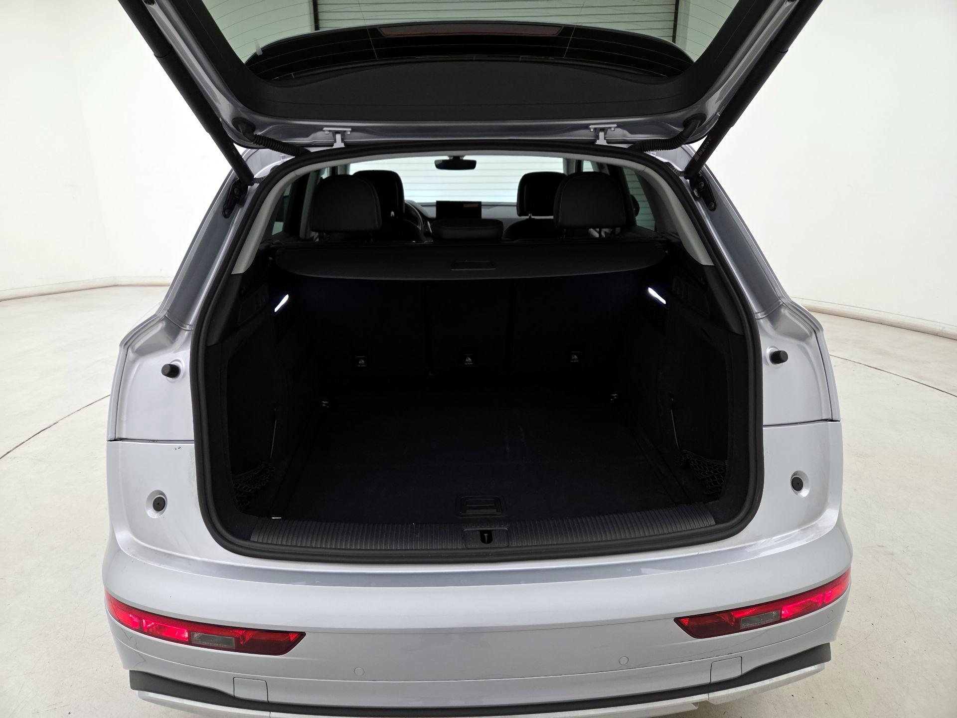 Thumbnail: 2023 Audi Q5 - 19