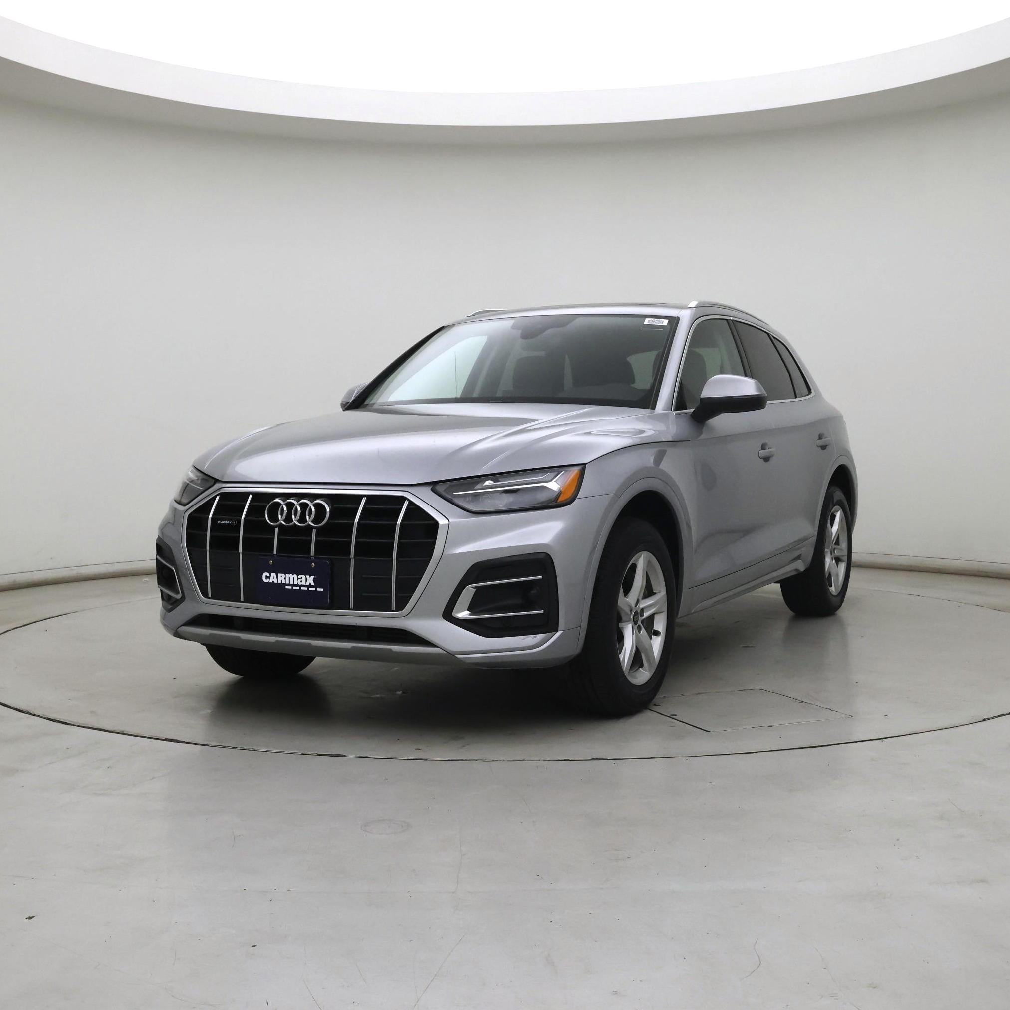 Thumbnail: 2023 Audi Q5 - 4