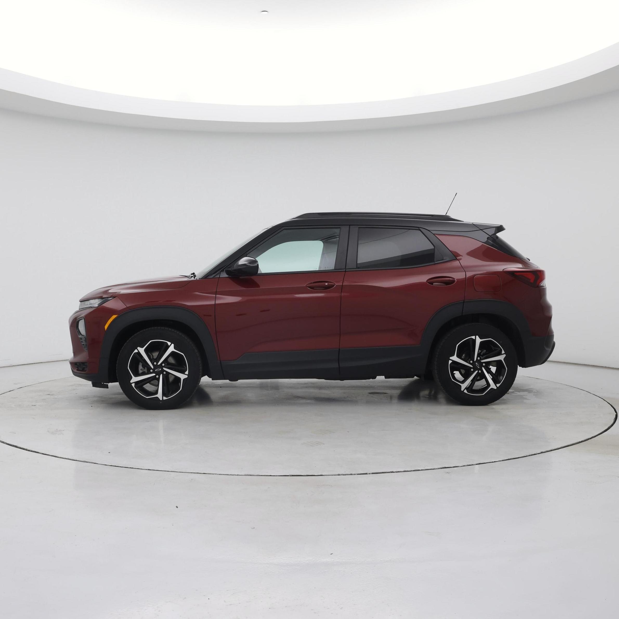 Thumbnail: 2023 Chevrolet TrailBlazer - 3