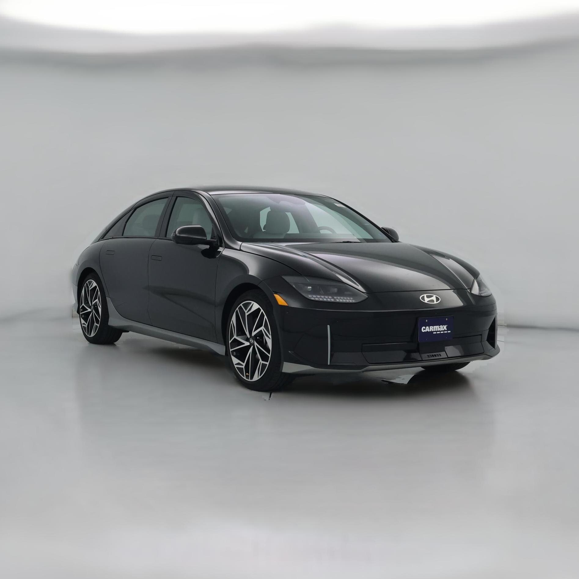 Thumbnail: 2023 Hyundai Ioniq 6 - 1