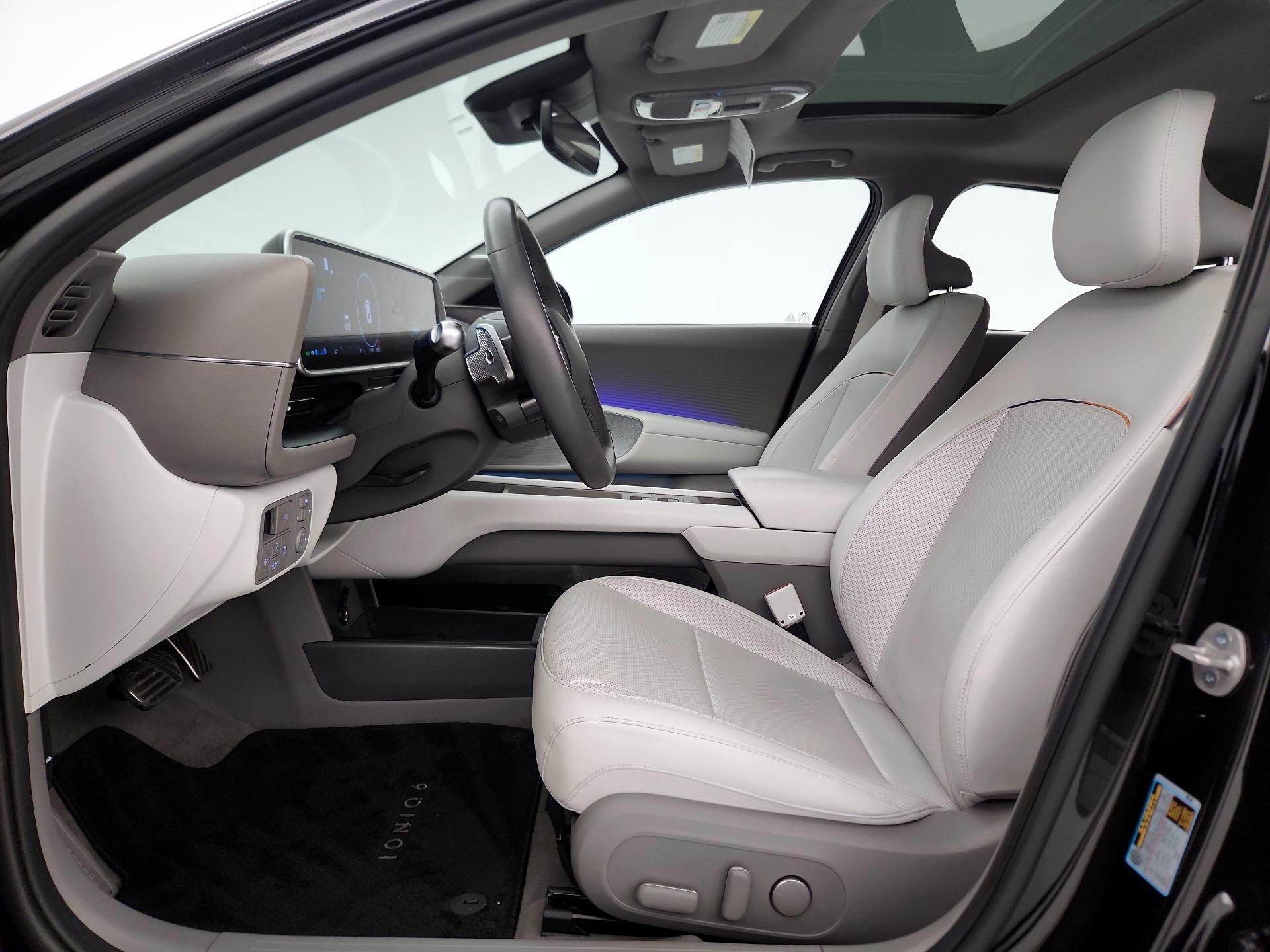 Thumbnail: 2023 Hyundai Ioniq 6 - 11