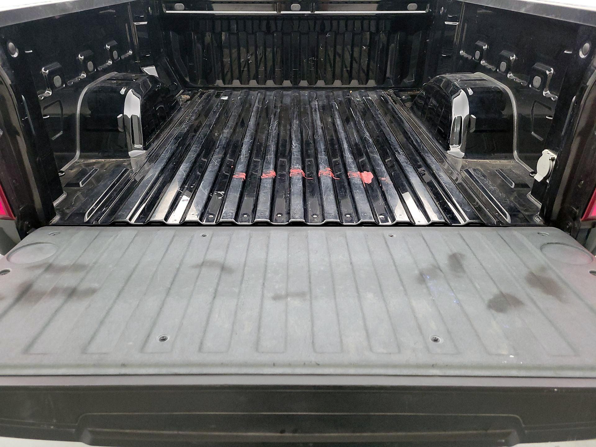 Thumbnail: 2022 Chevrolet Silverado 1500 - 20