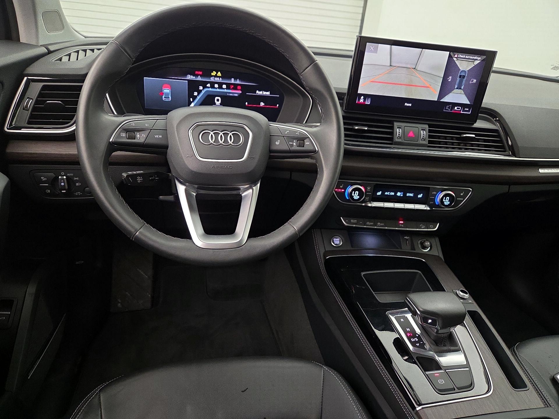 Thumbnail: 2023 Audi Q5 - 10