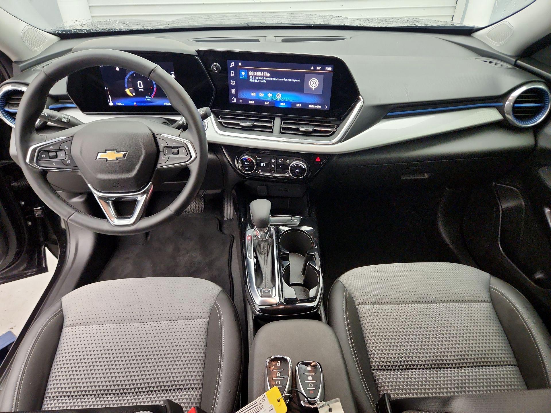 Thumbnail: 2025 Chevrolet Trax - 9