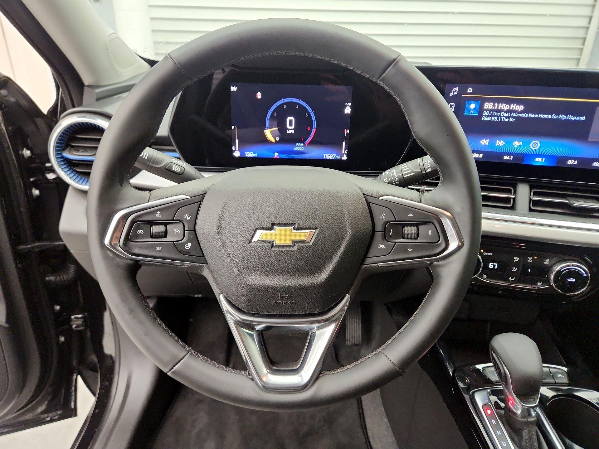 Thumbnail: 2025 Chevrolet Trax - 10