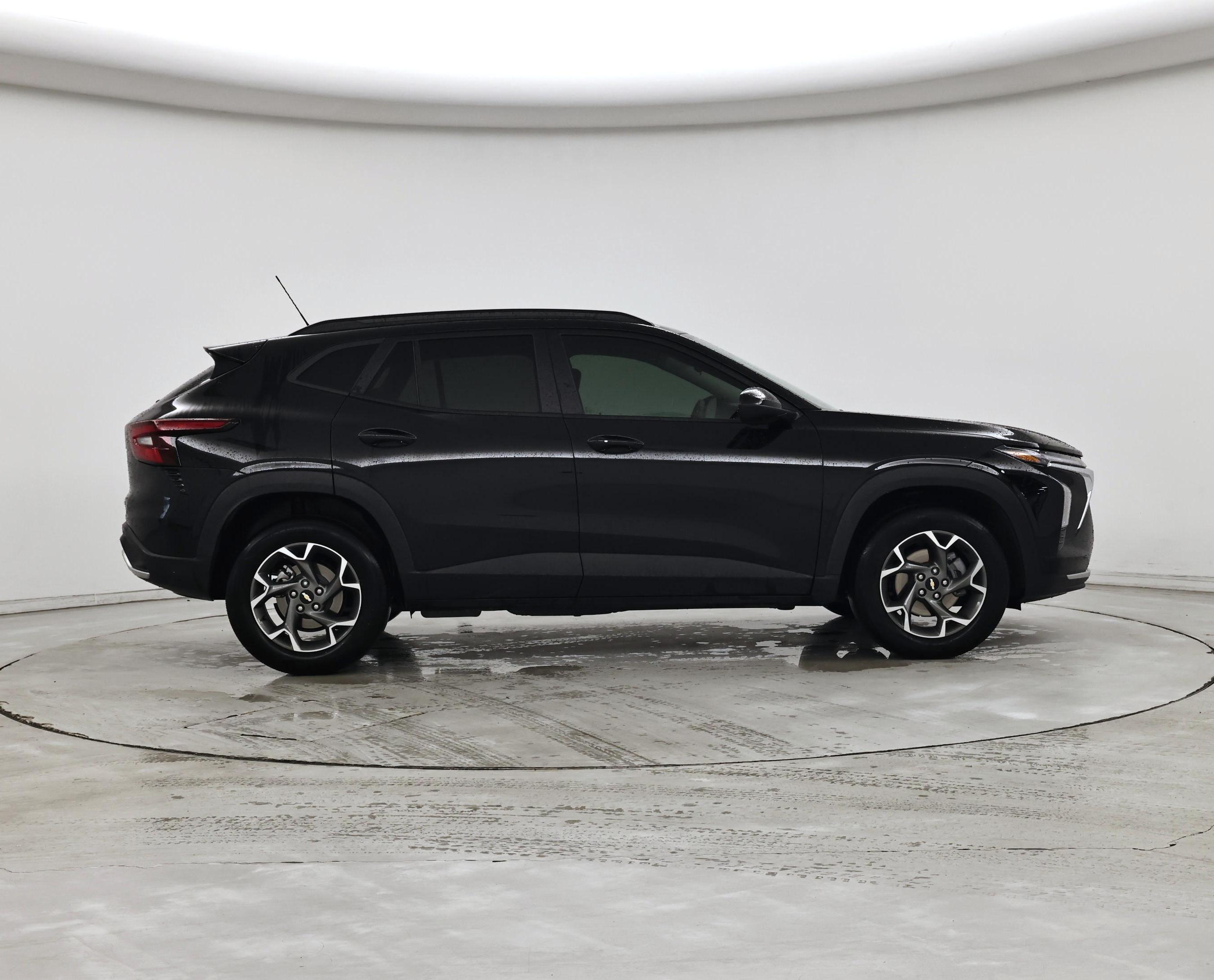 Thumbnail: 2025 Chevrolet Trax - 7