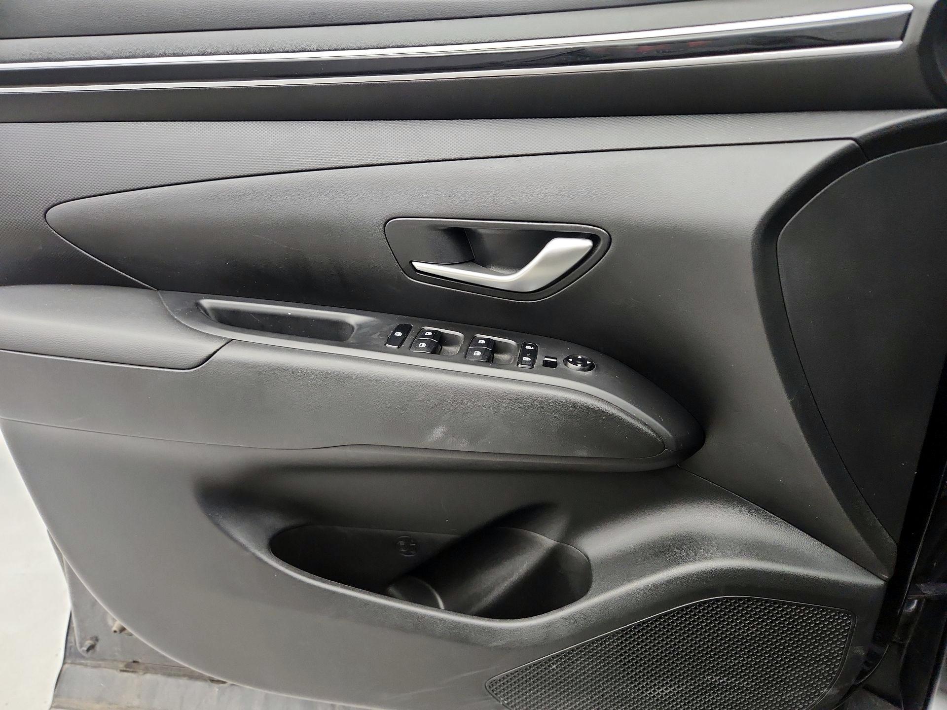 Thumbnail: 2023 Hyundai Santa Cruz - 12