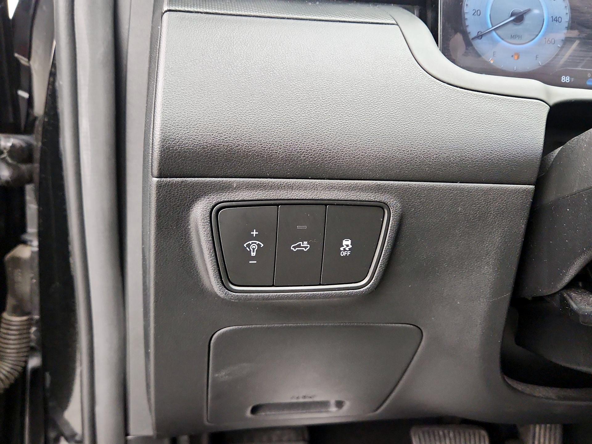 Thumbnail: 2023 Hyundai Santa Cruz - 13