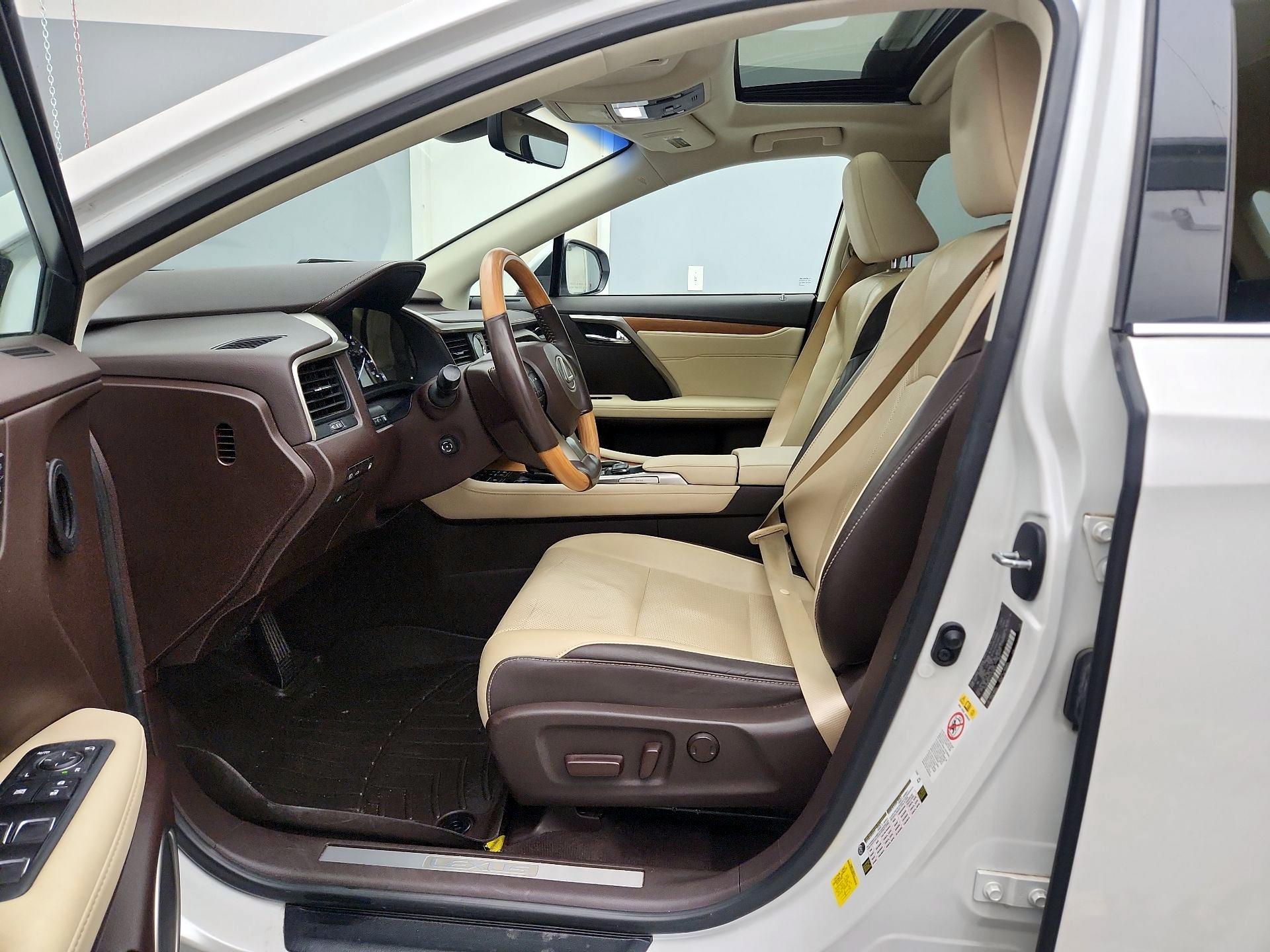 Thumbnail: 2017 Lexus RX - 11