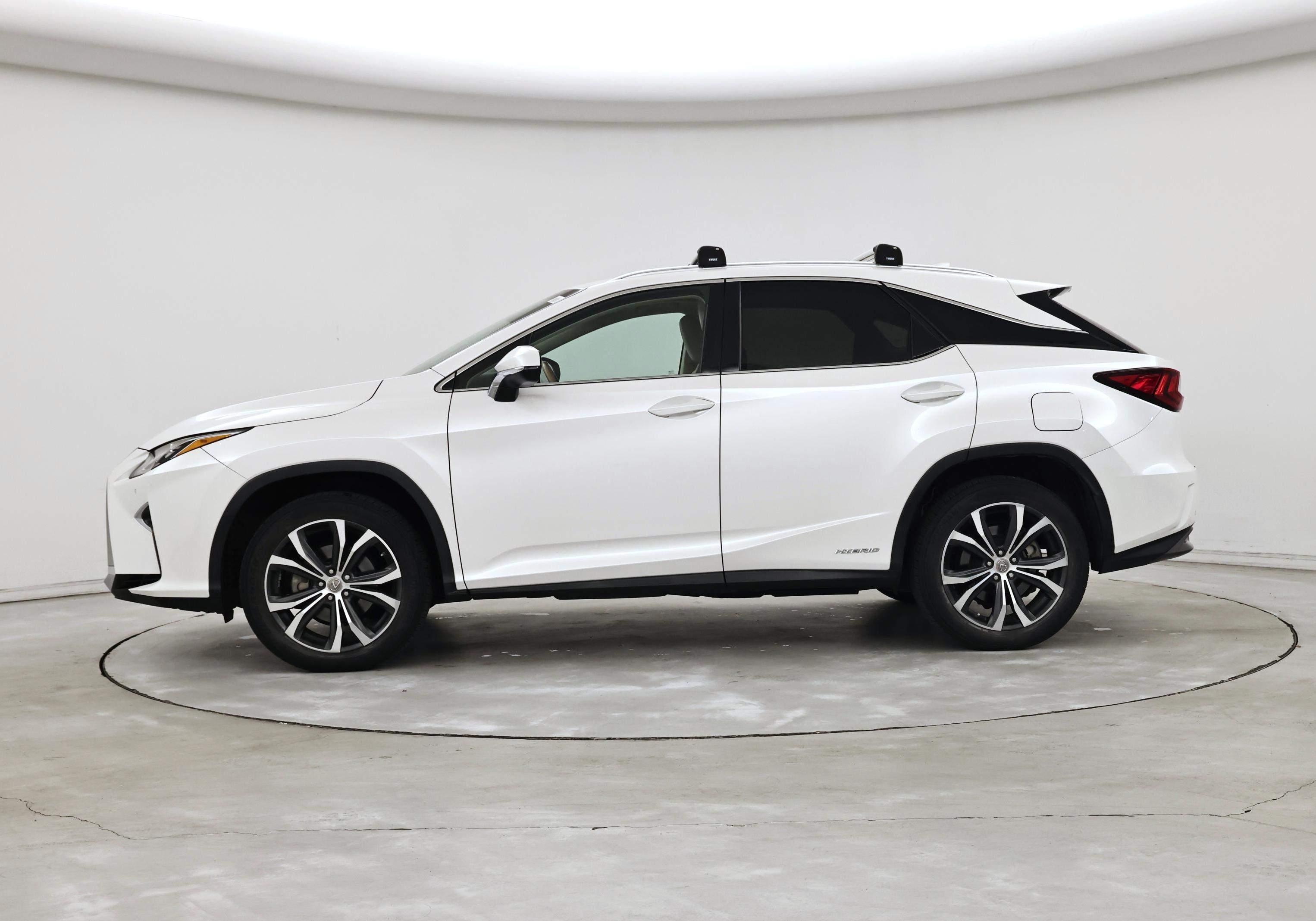 Thumbnail: 2017 Lexus RX - 3