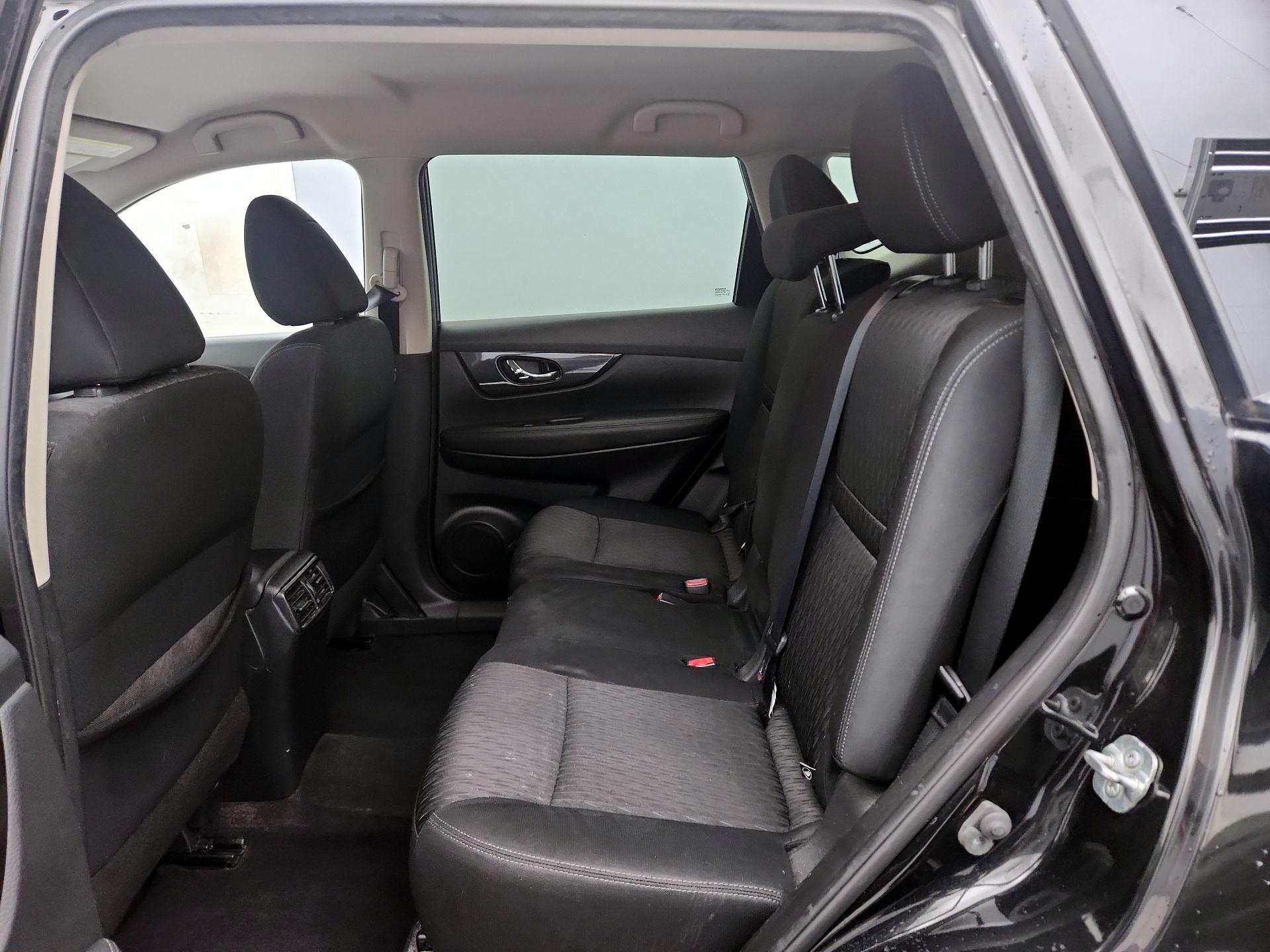 Thumbnail: 2018 Nissan Rogue - 19