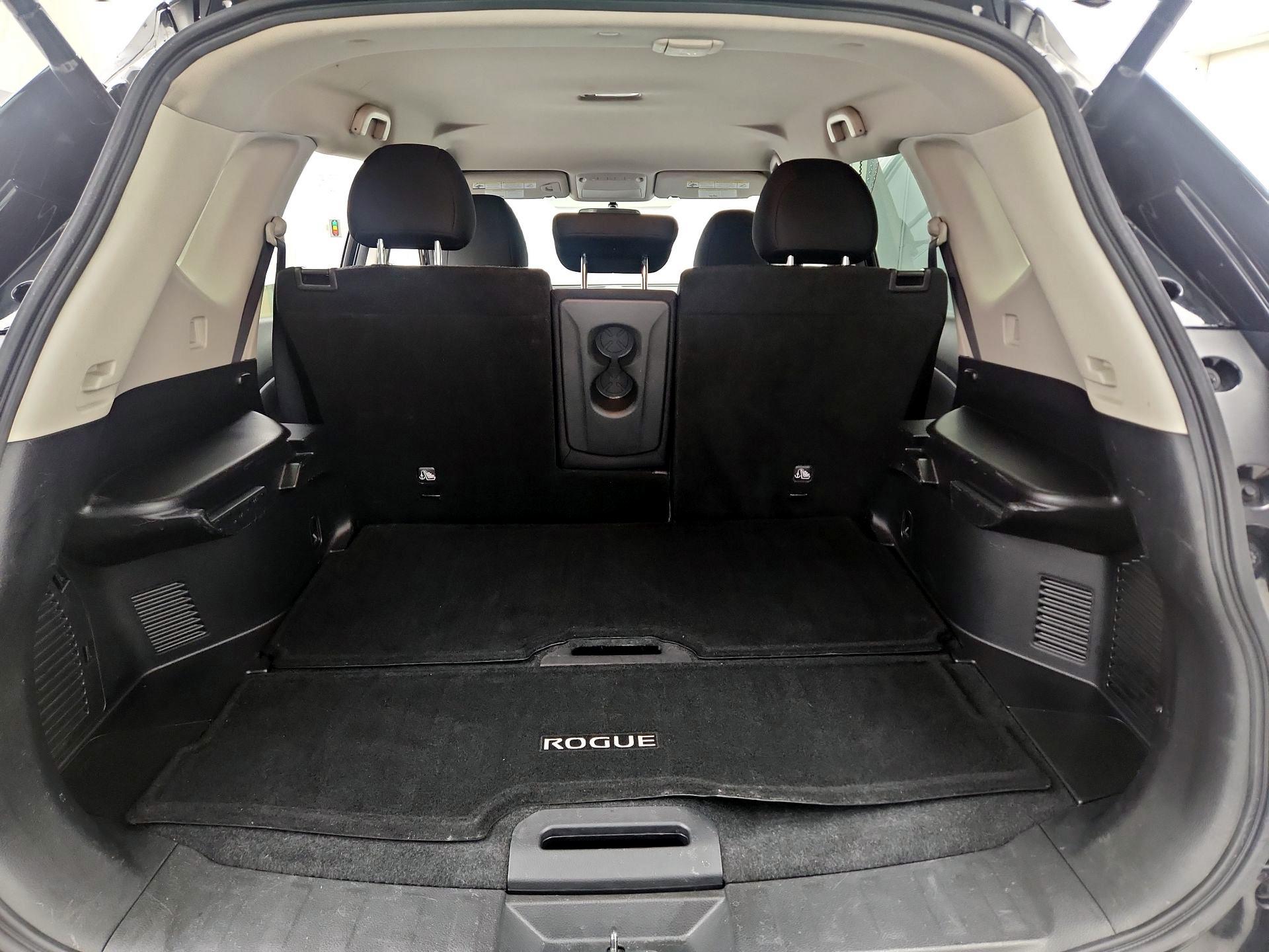 Thumbnail: 2018 Nissan Rogue - 20