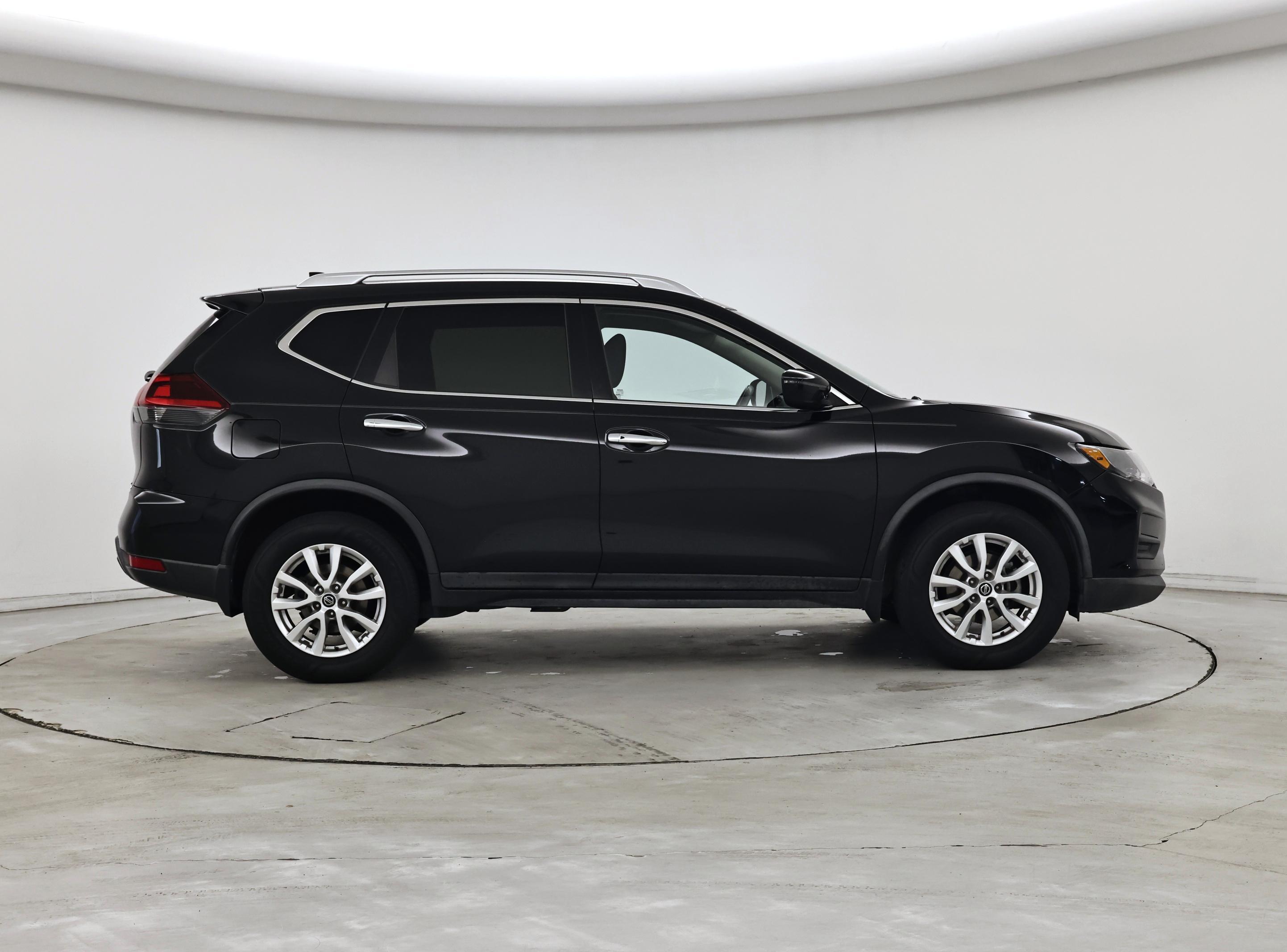Thumbnail: 2018 Nissan Rogue - 7