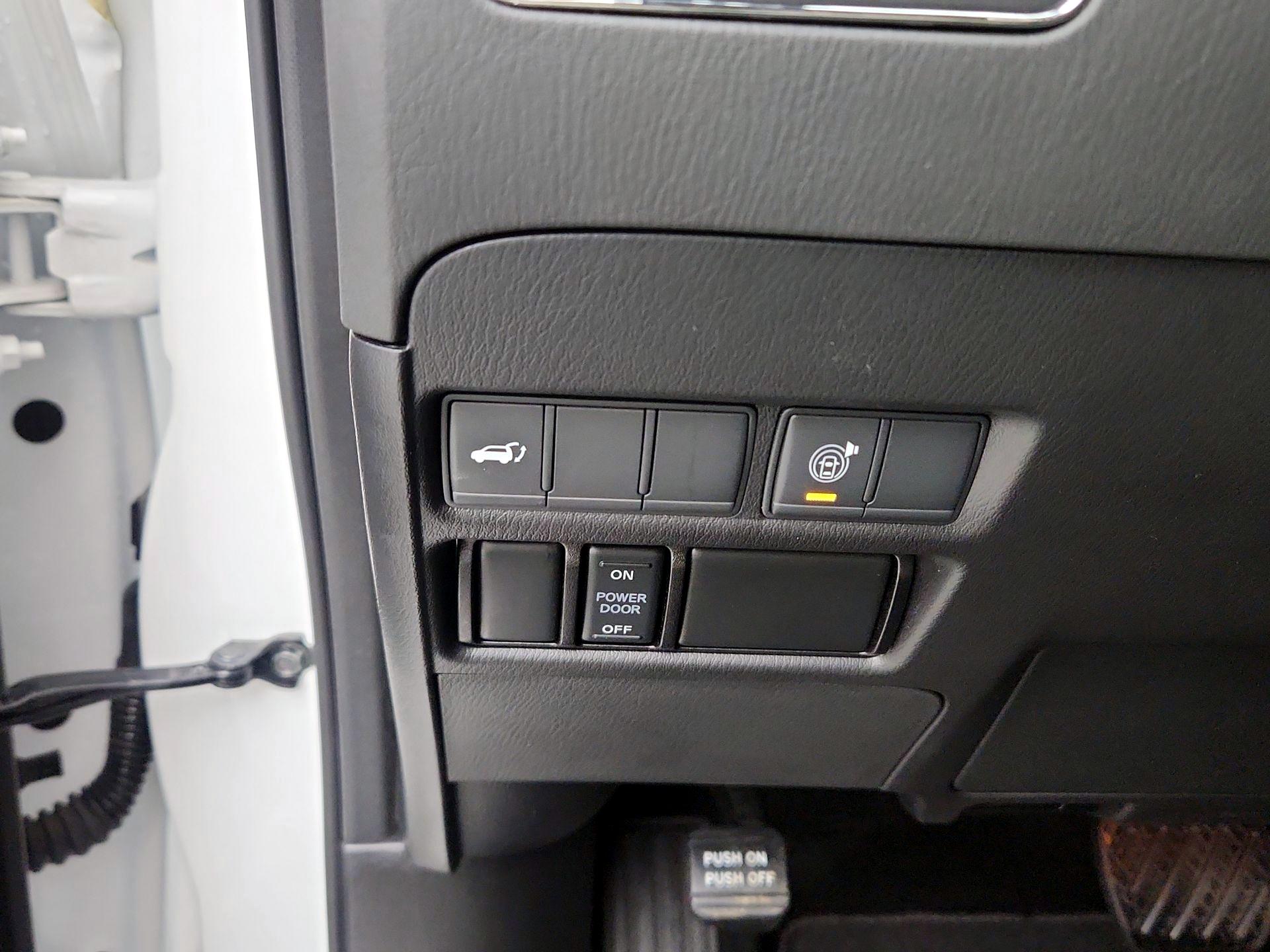 Thumbnail: 2022 Nissan Armada - 13