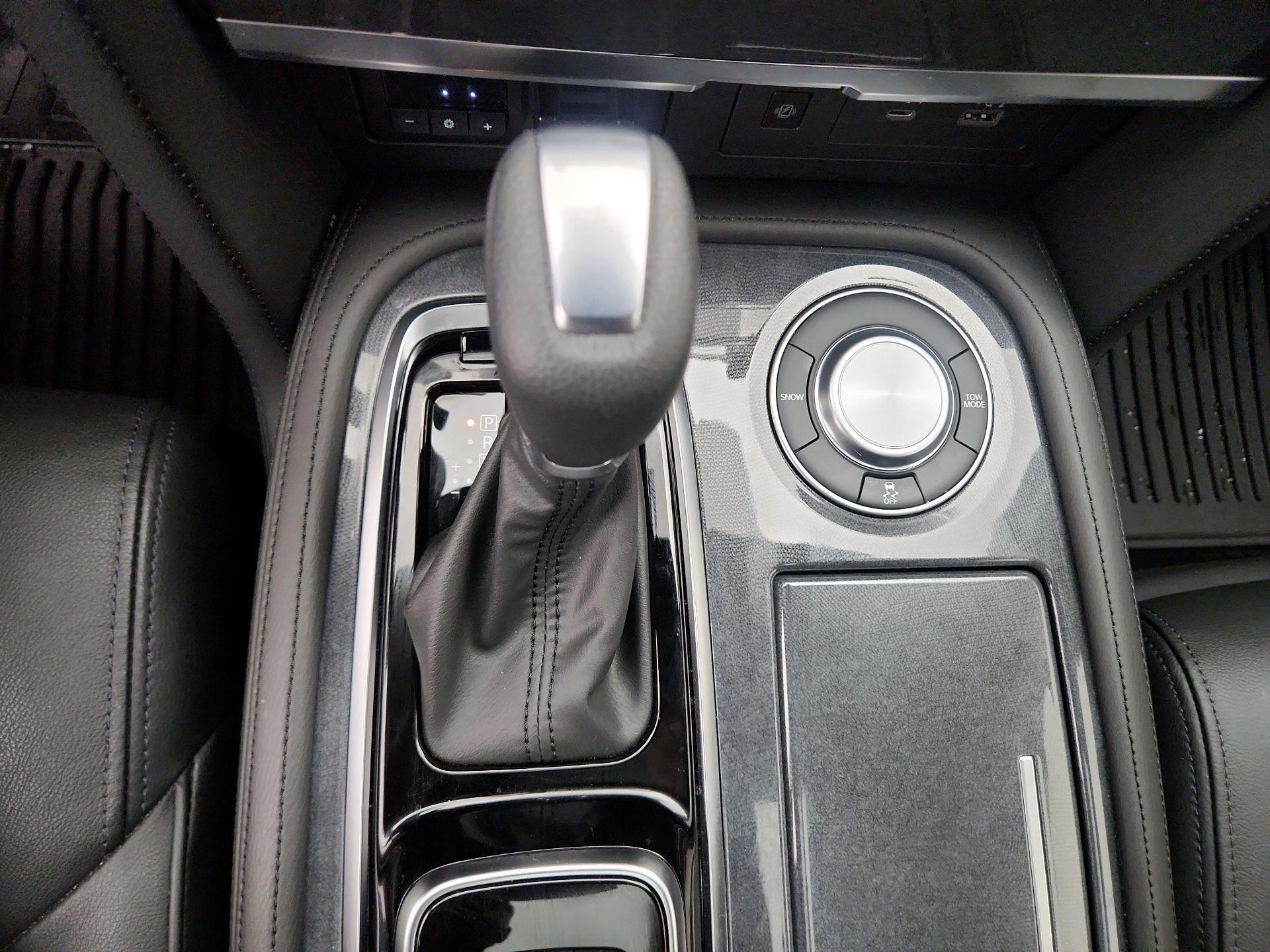 Thumbnail: 2022 Nissan Armada - 17