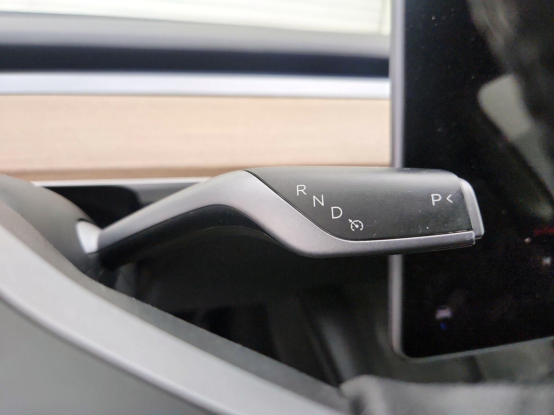 Thumbnail: 2022 Tesla Model Y - 17