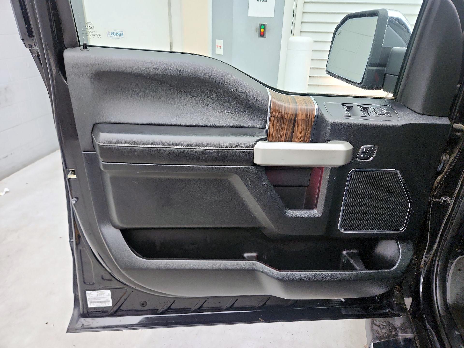 Thumbnail: 2015 Ford F-150 - 12