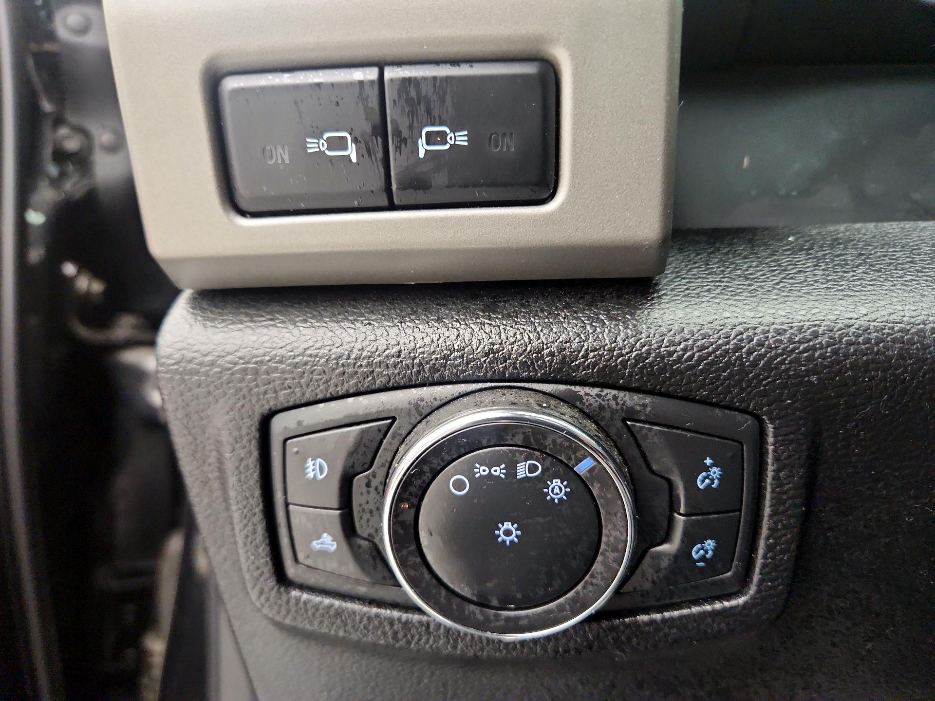 Thumbnail: 2015 Ford F-150 - 13