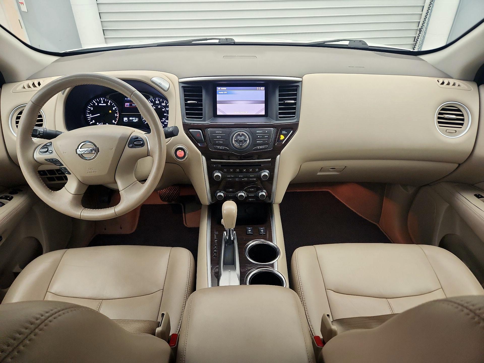 Thumbnail: 2014 Nissan Pathfinder - 9