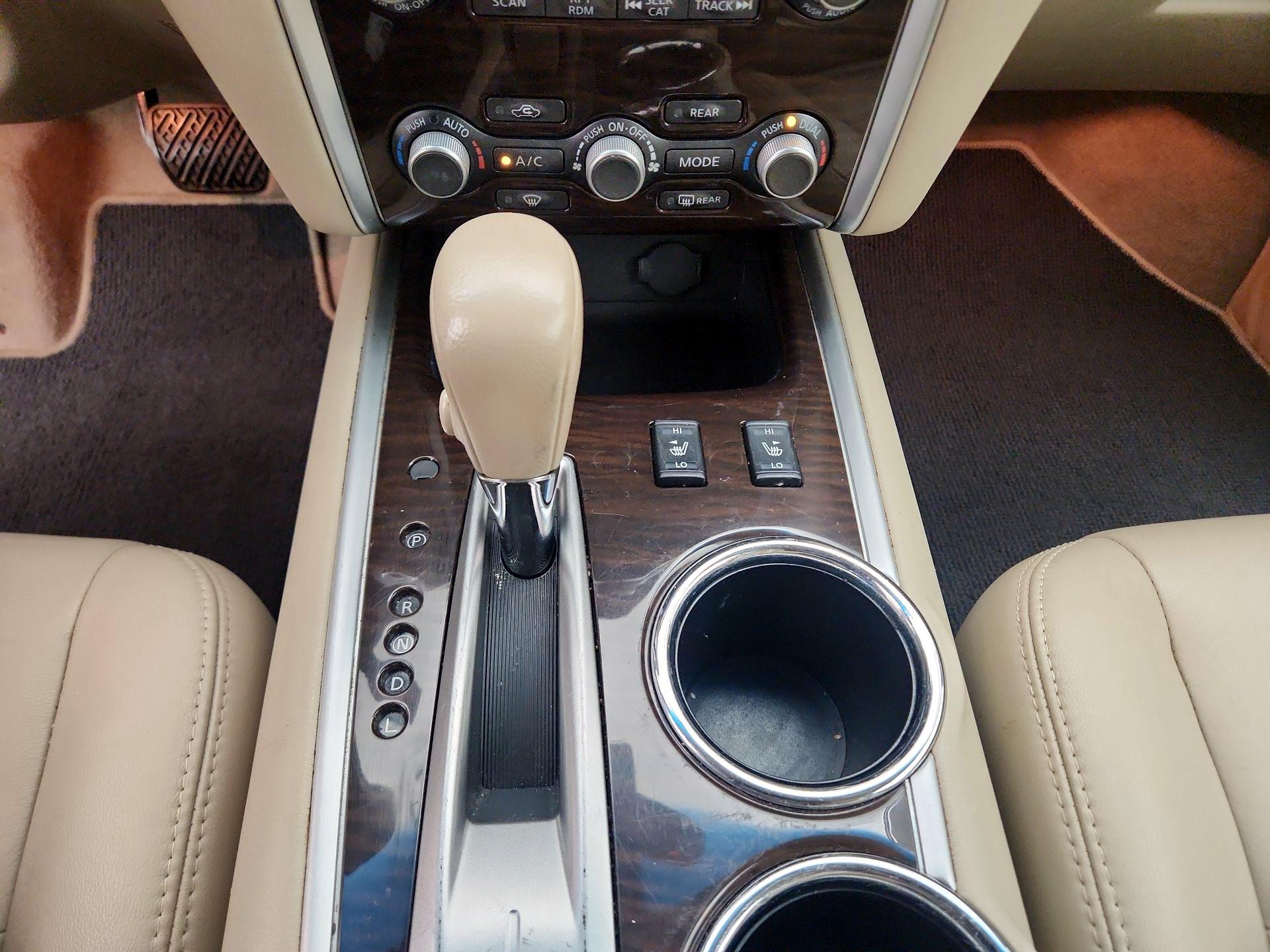 Thumbnail: 2014 Nissan Pathfinder - 17