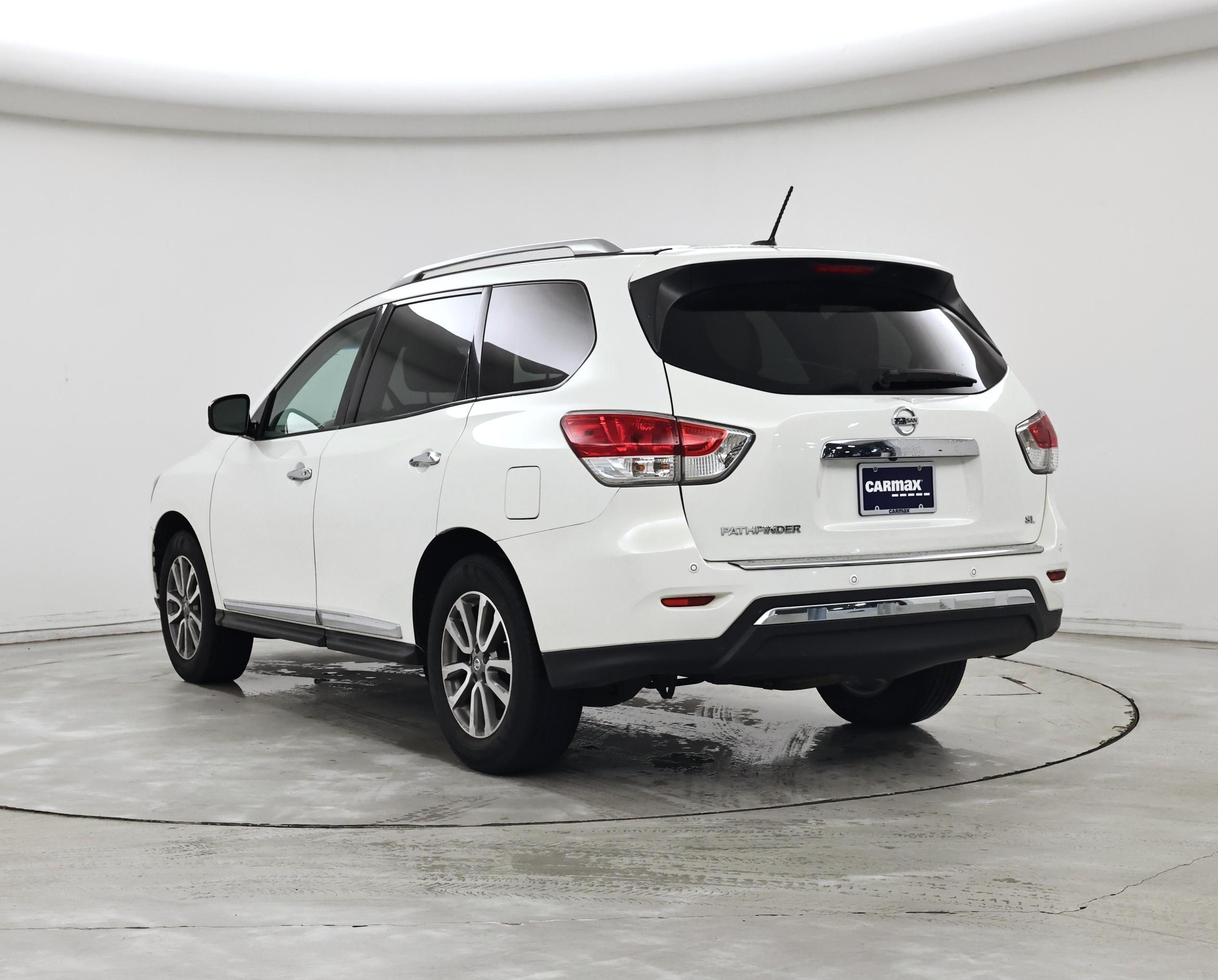 Thumbnail: 2014 Nissan Pathfinder - 2