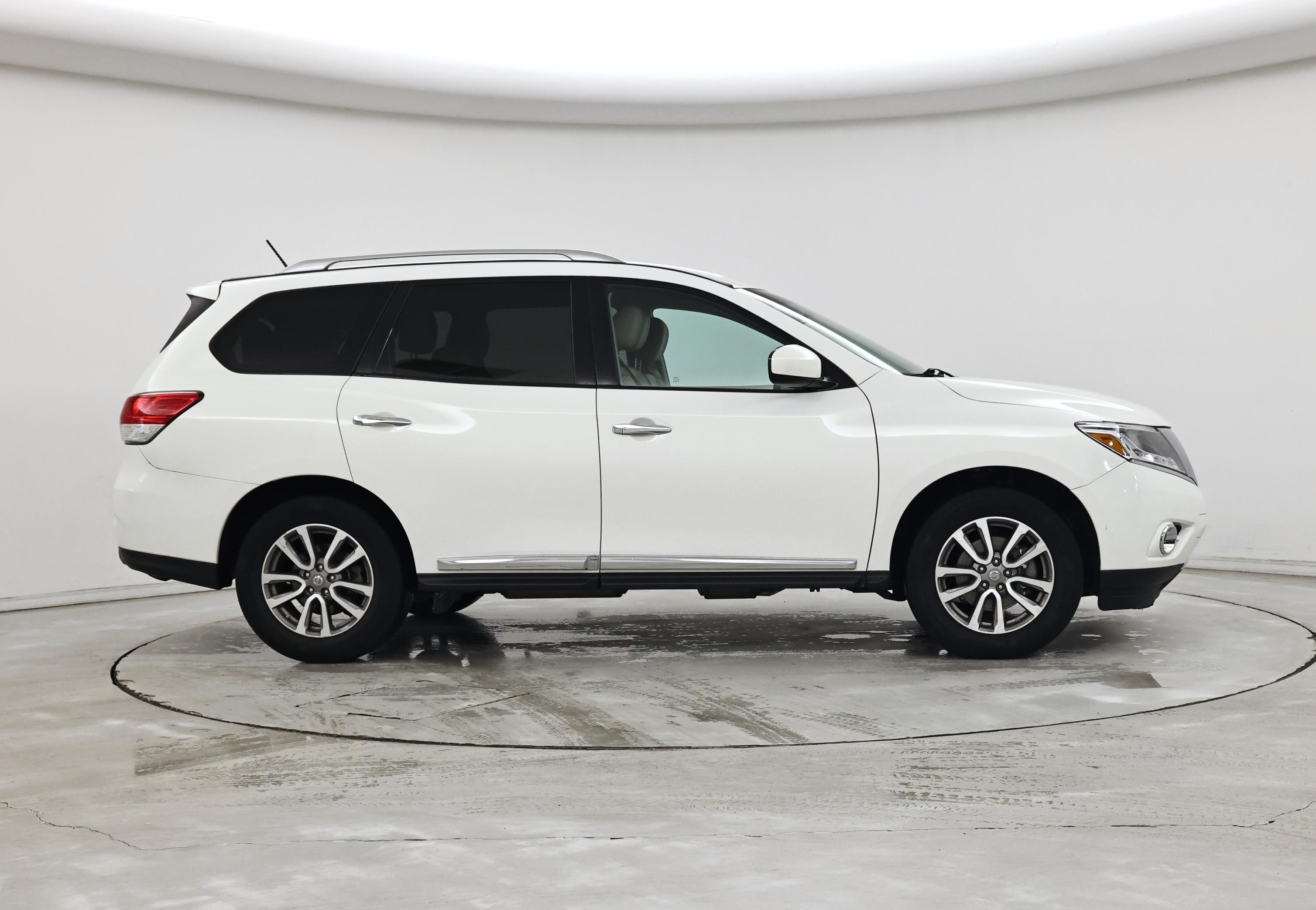 Thumbnail: 2014 Nissan Pathfinder - 7