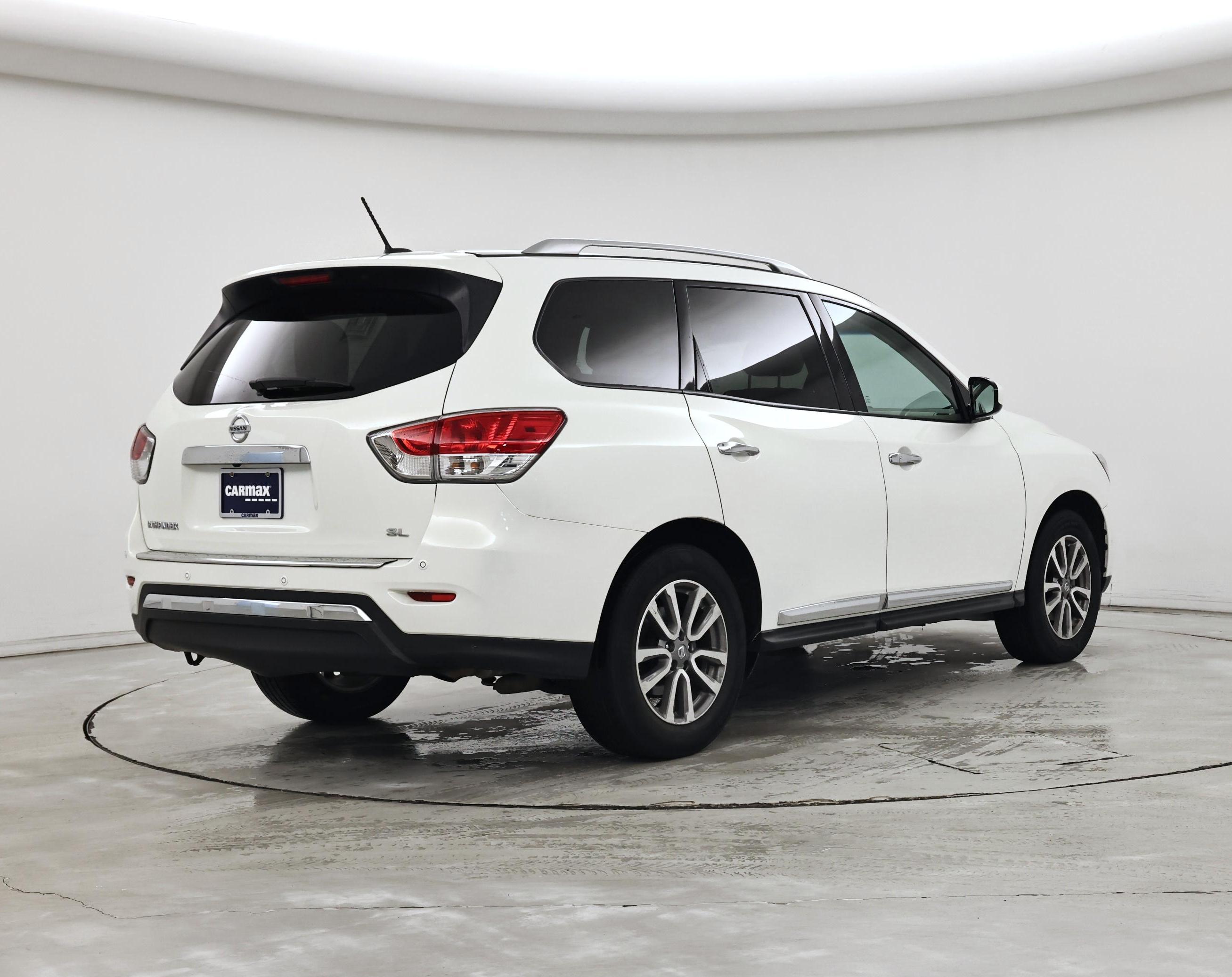 Thumbnail: 2014 Nissan Pathfinder - 8