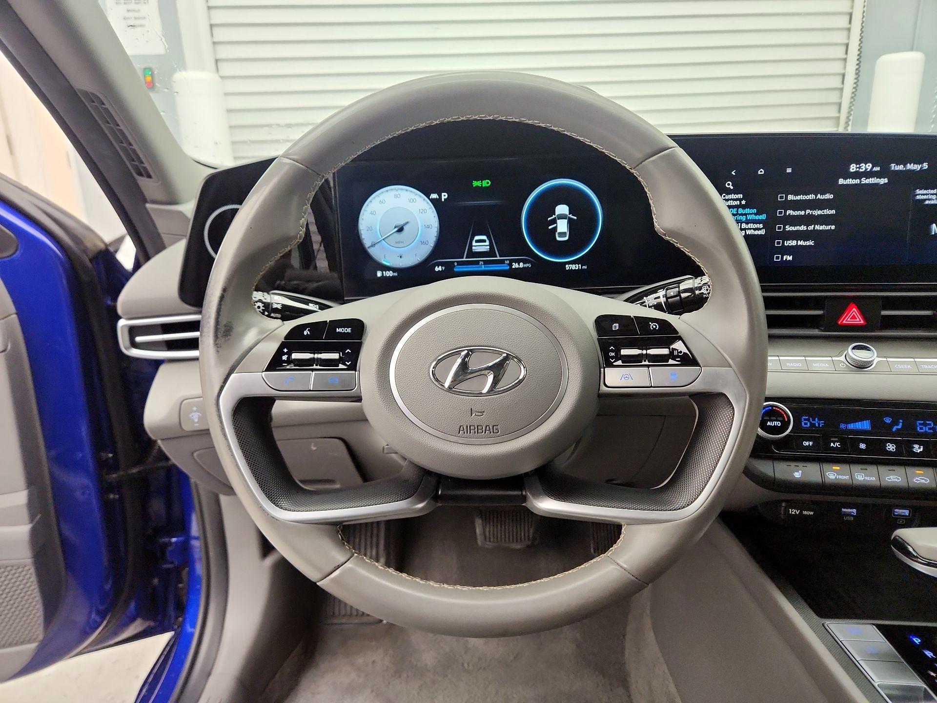 Thumbnail: 2023 Hyundai Elantra - 10