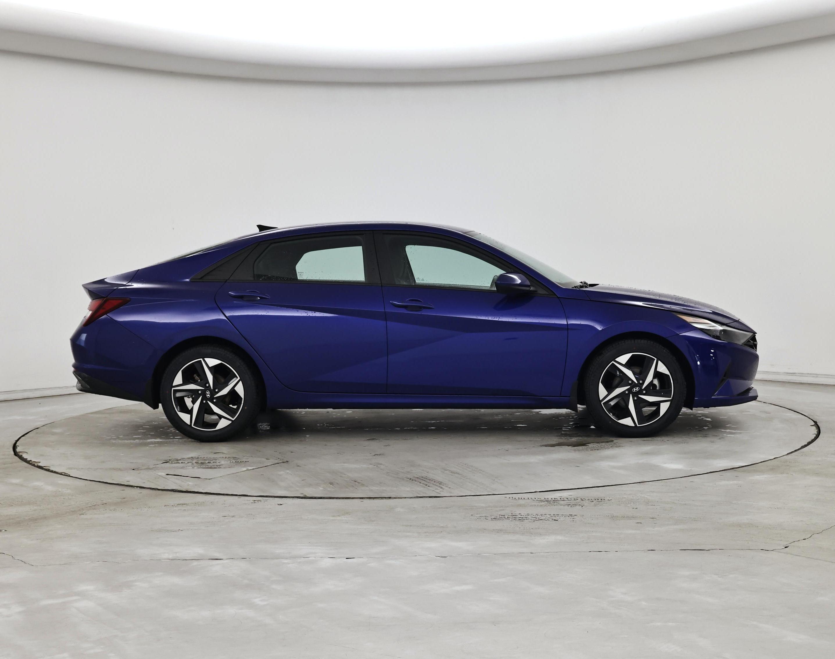 Thumbnail: 2023 Hyundai Elantra - 7