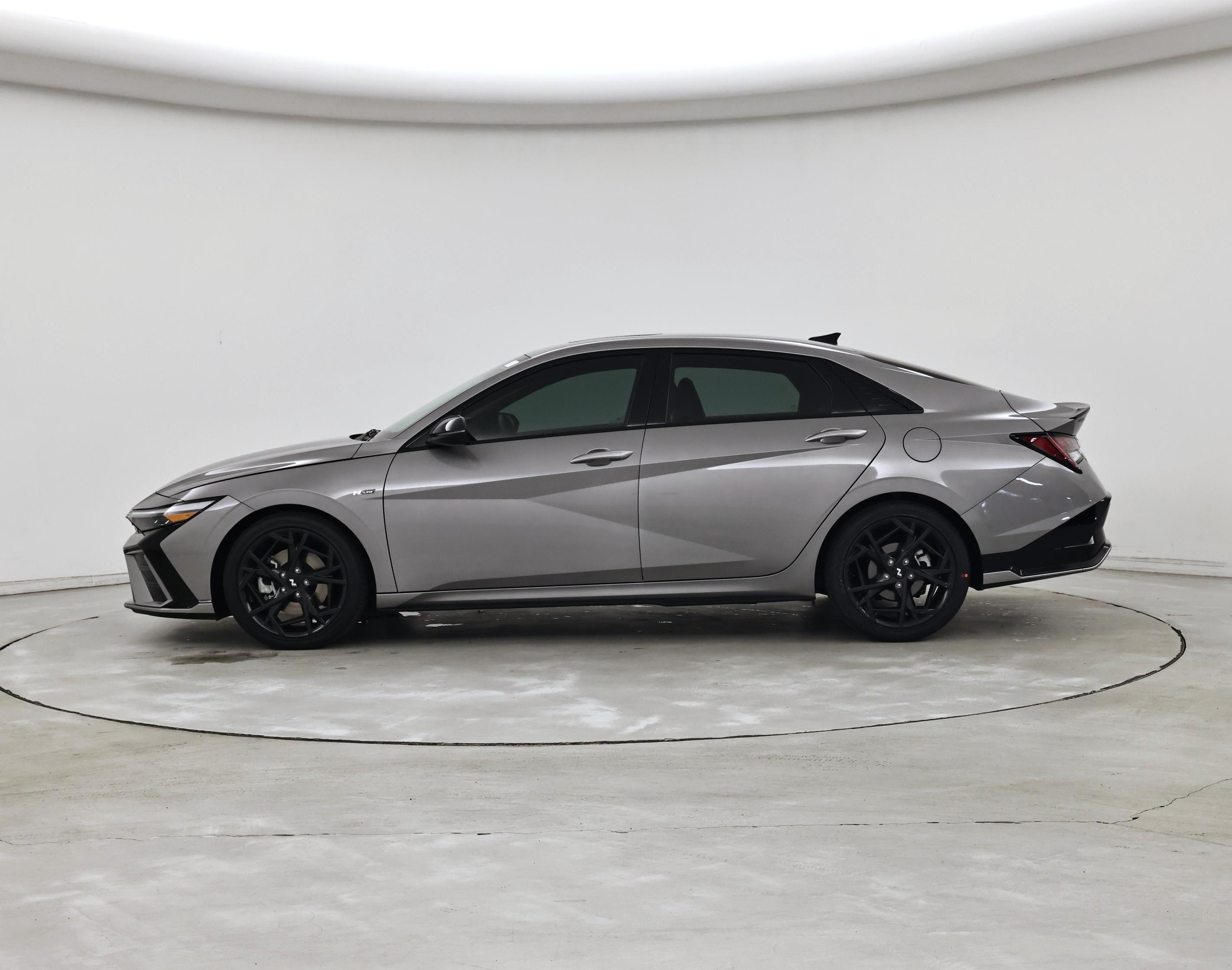 Thumbnail: 2024 Hyundai Elantra - 3