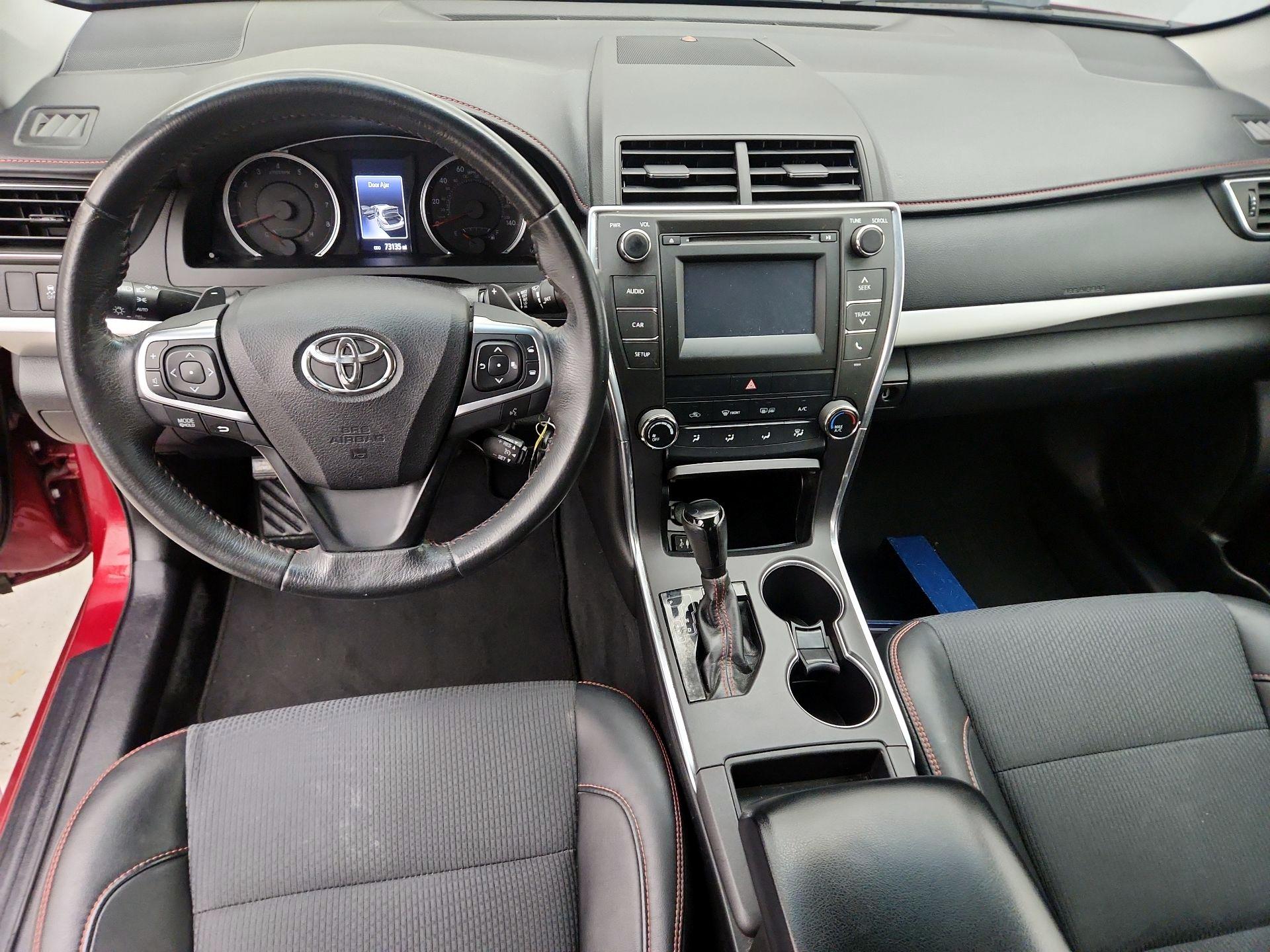 Thumbnail: 2017 Toyota Camry - 9
