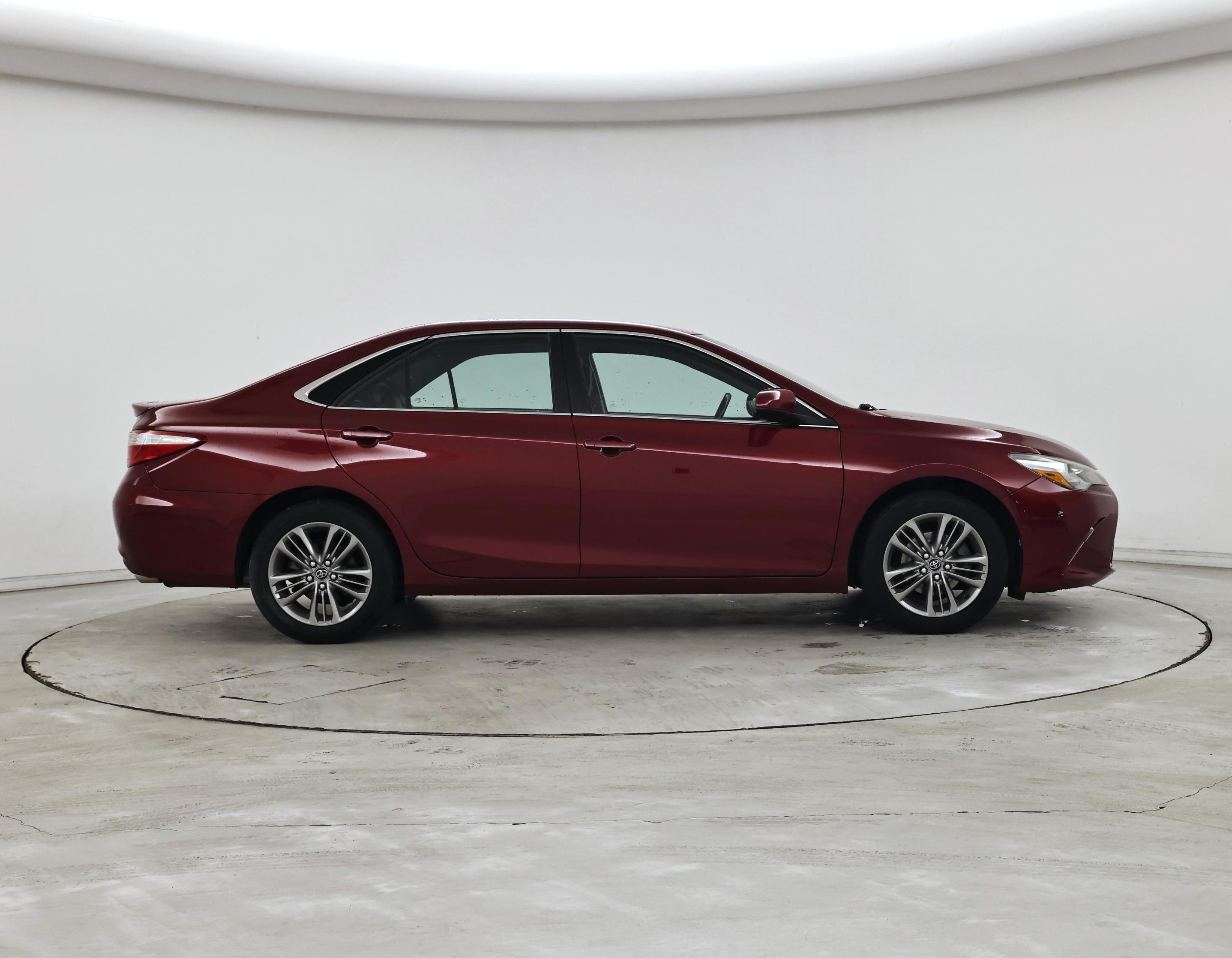 Thumbnail: 2017 Toyota Camry - 7
