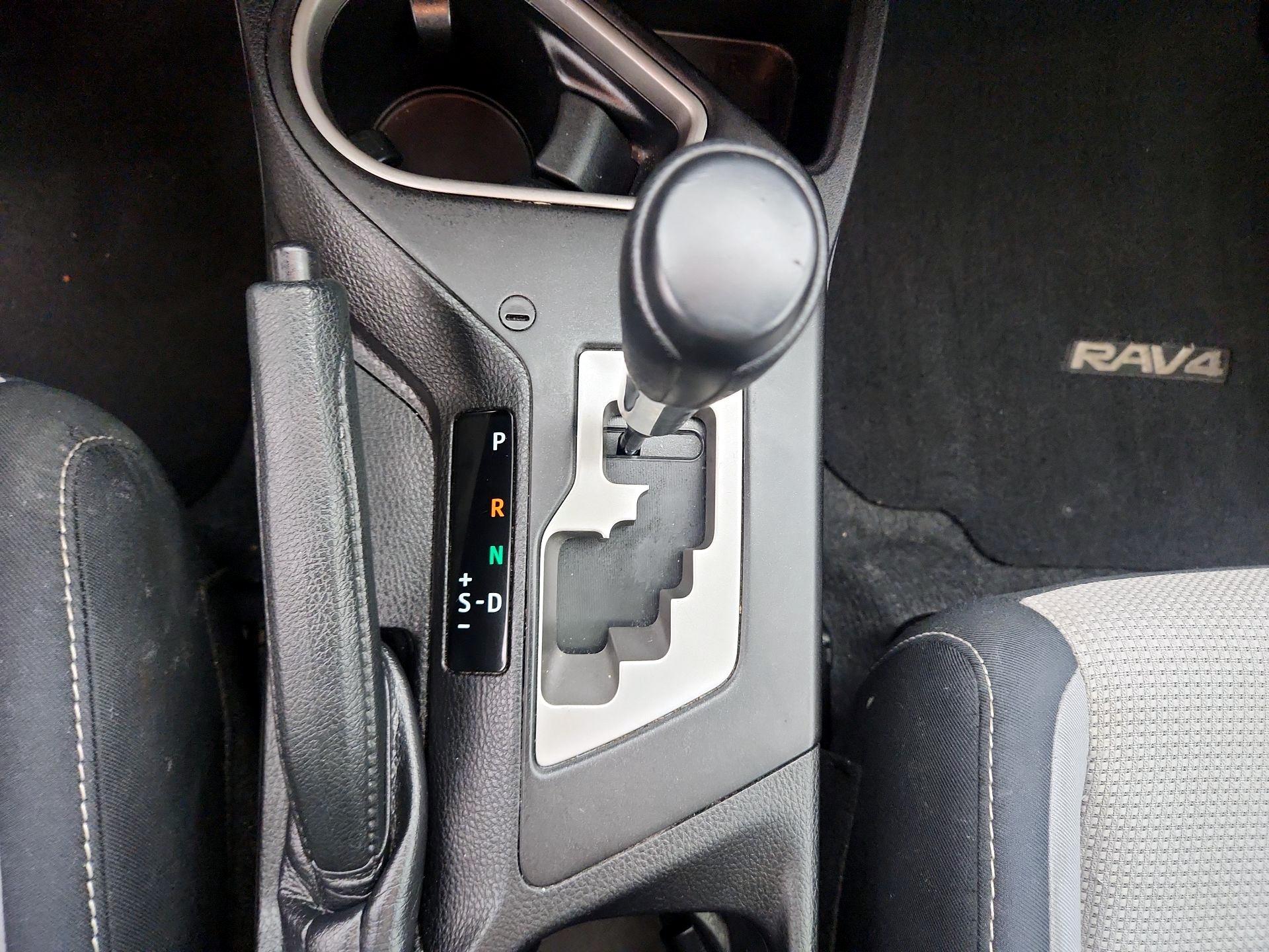 Thumbnail: 2016 Toyota RAV4 - 17