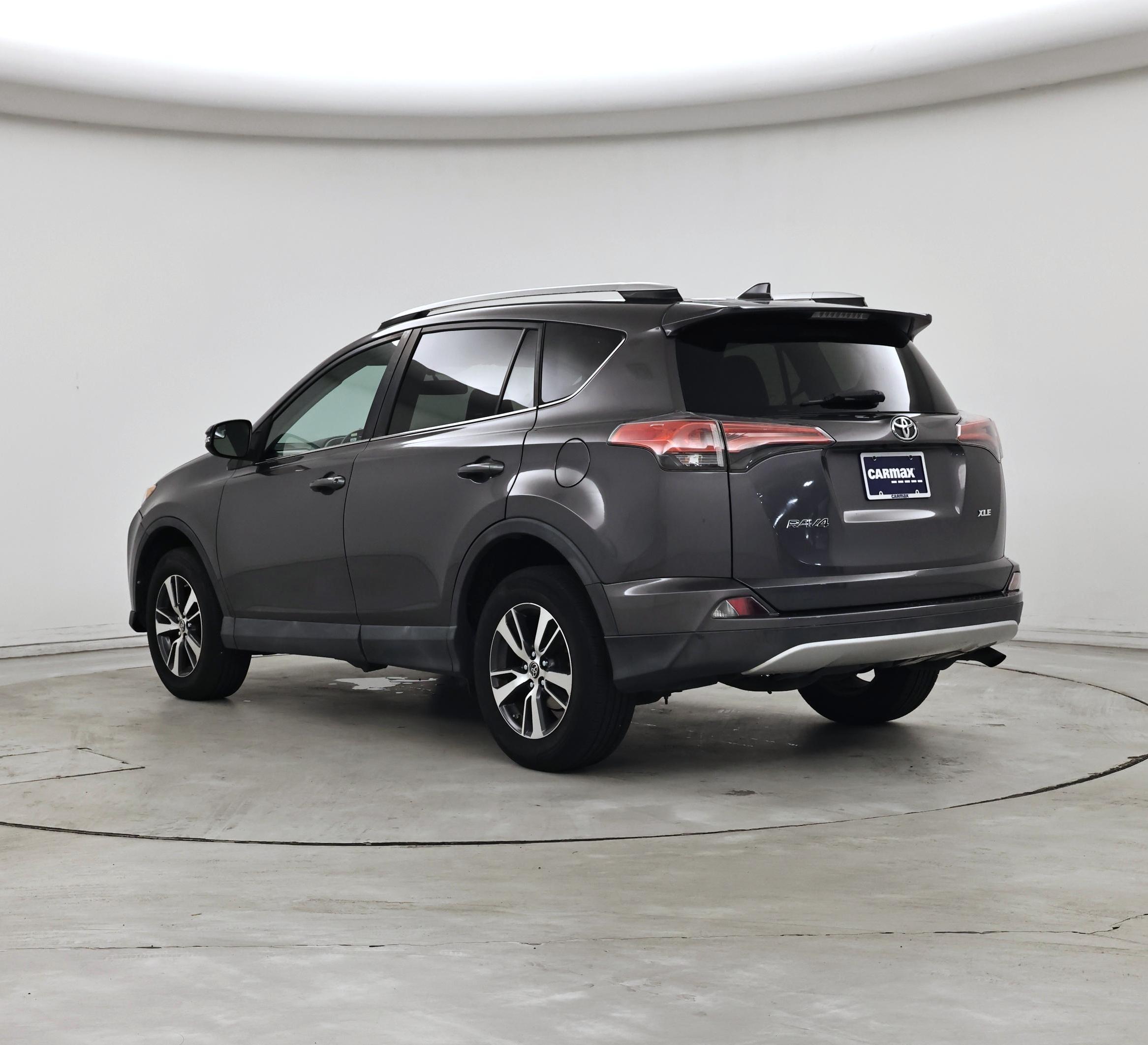 Thumbnail: 2016 Toyota RAV4 - 2