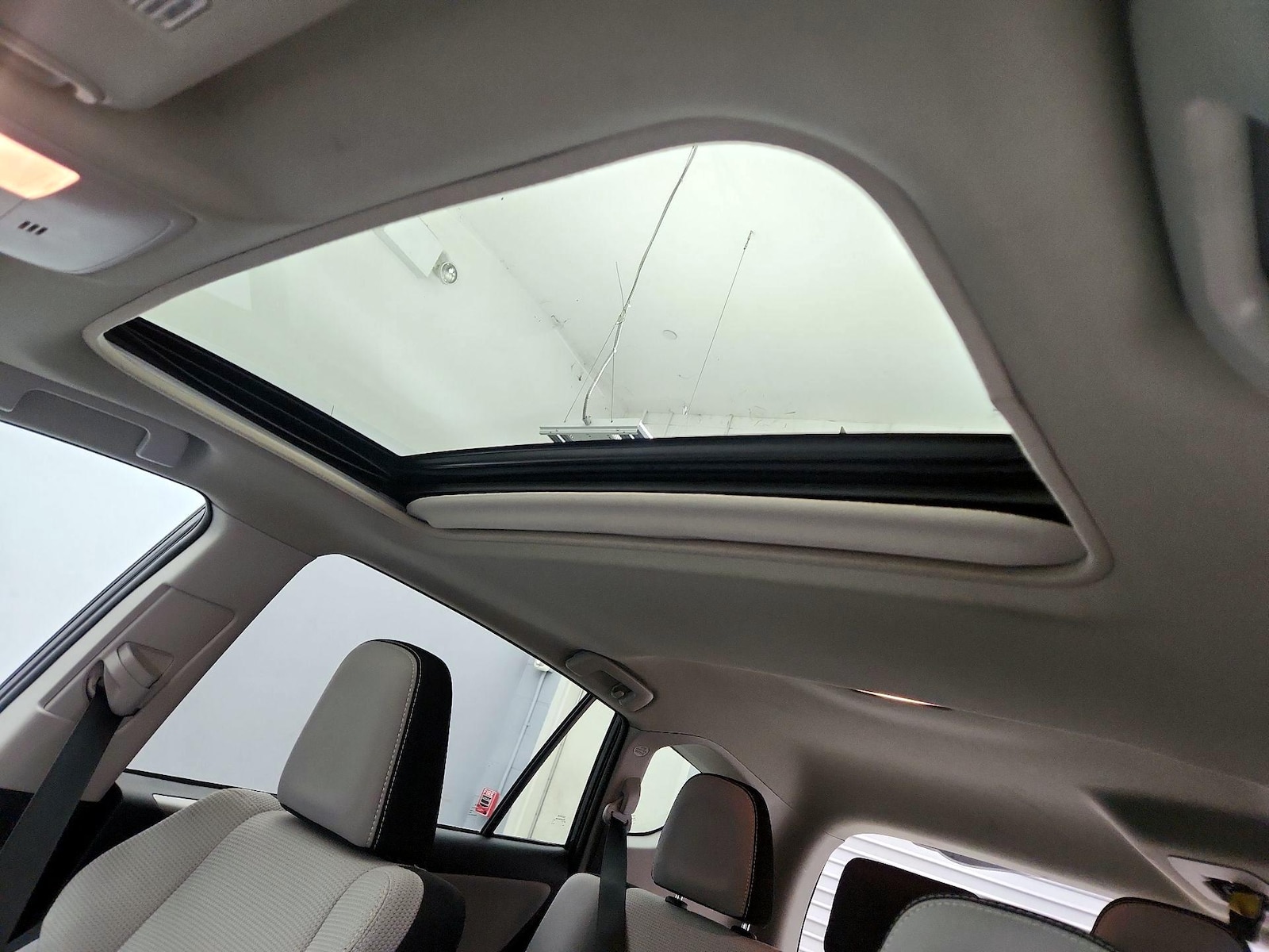 2016 Toyota RAV4 XLE - Photo 20