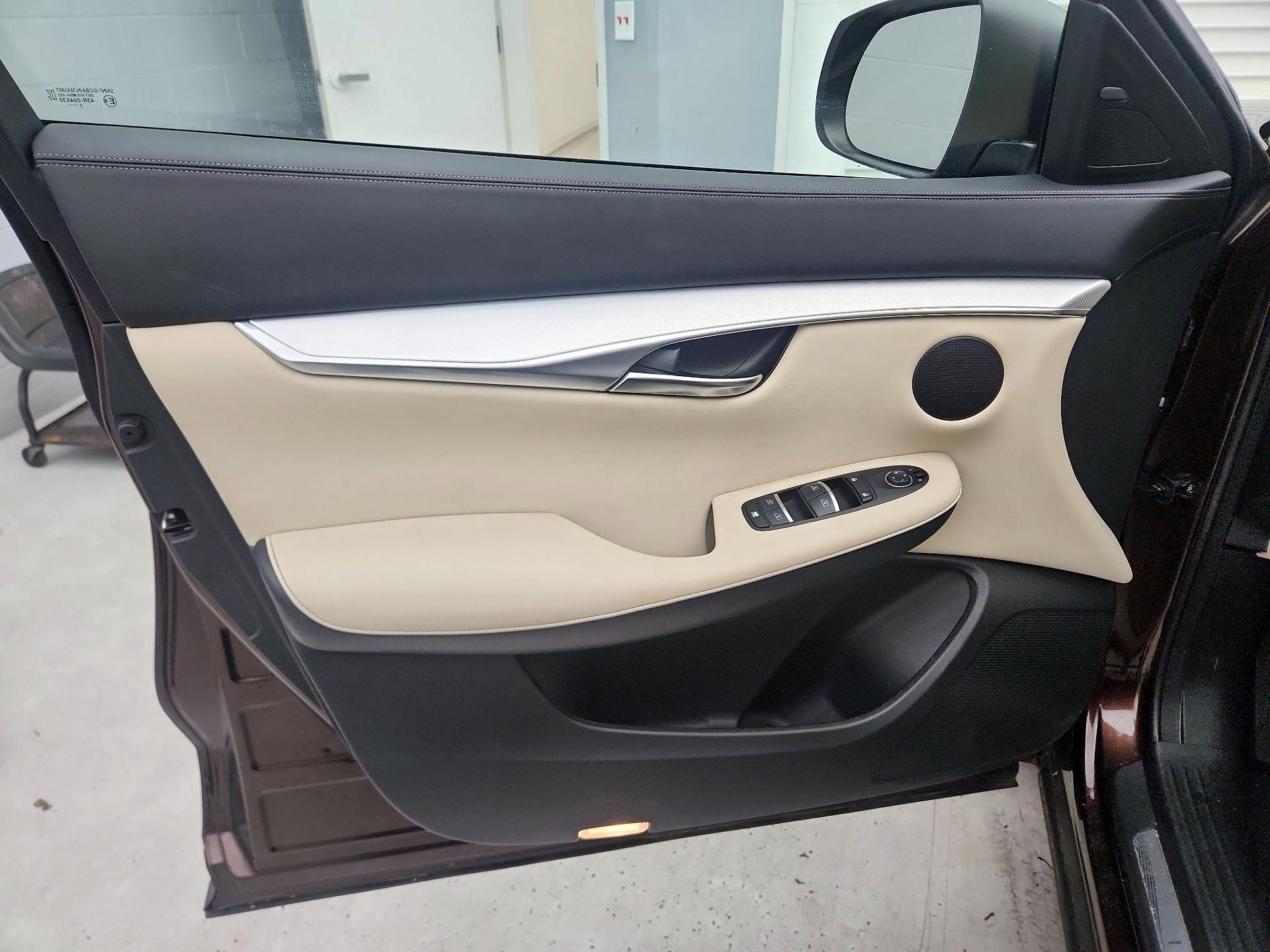 Thumbnail: 2020 INFINITI QX50 - 12