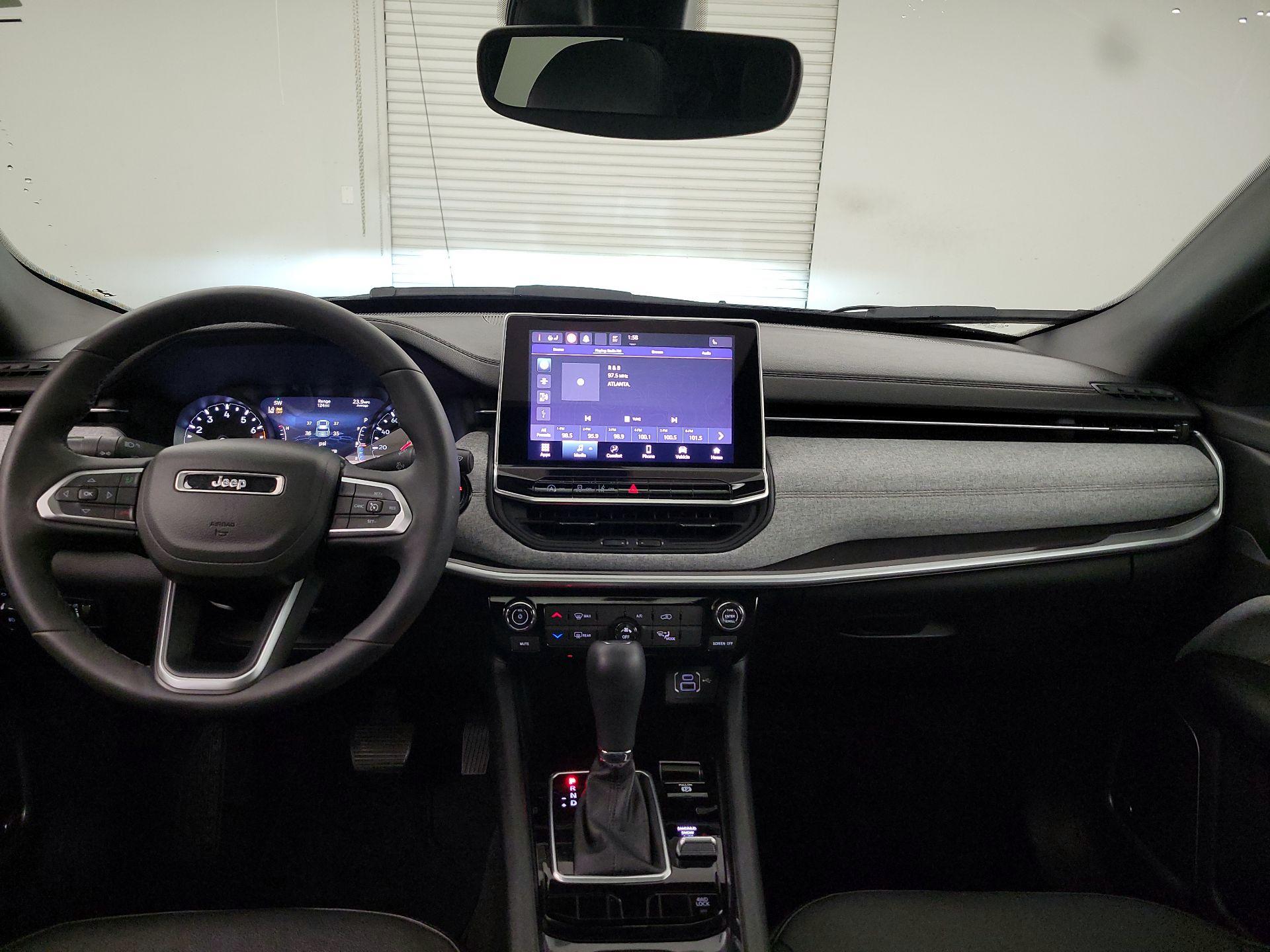 Thumbnail: 2023 Jeep Compass - 9