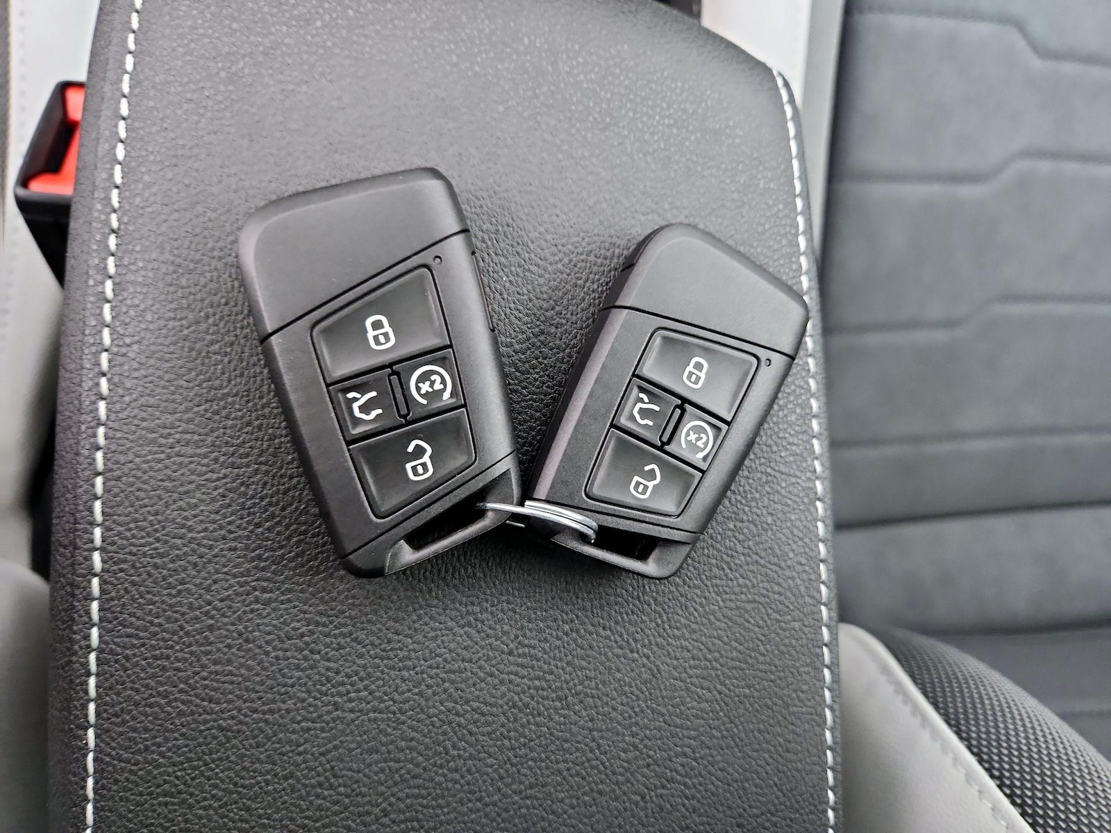 2025 Volkswagen Taos SE - Photo 24