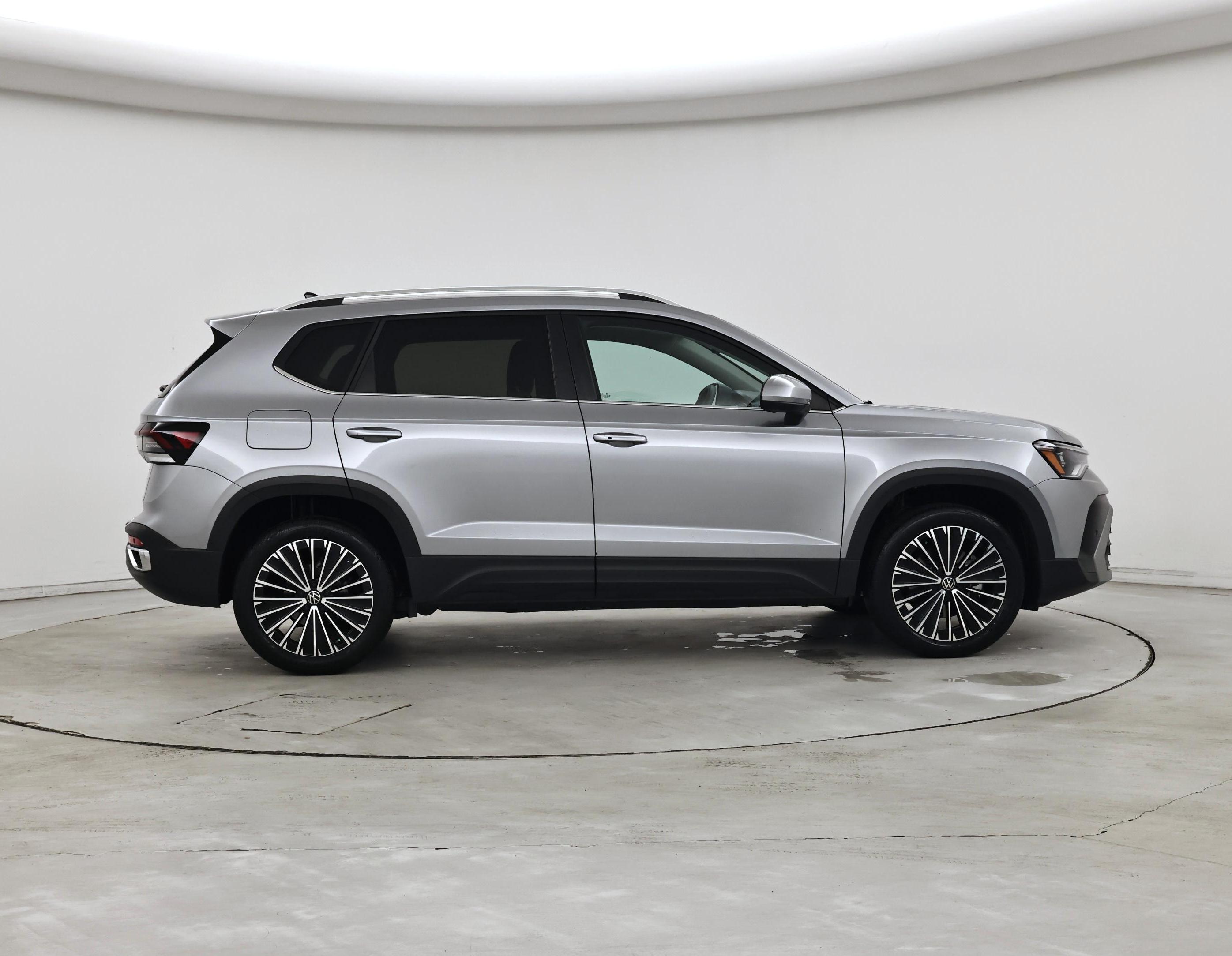 Thumbnail: 2025 Volkswagen Taos - 7